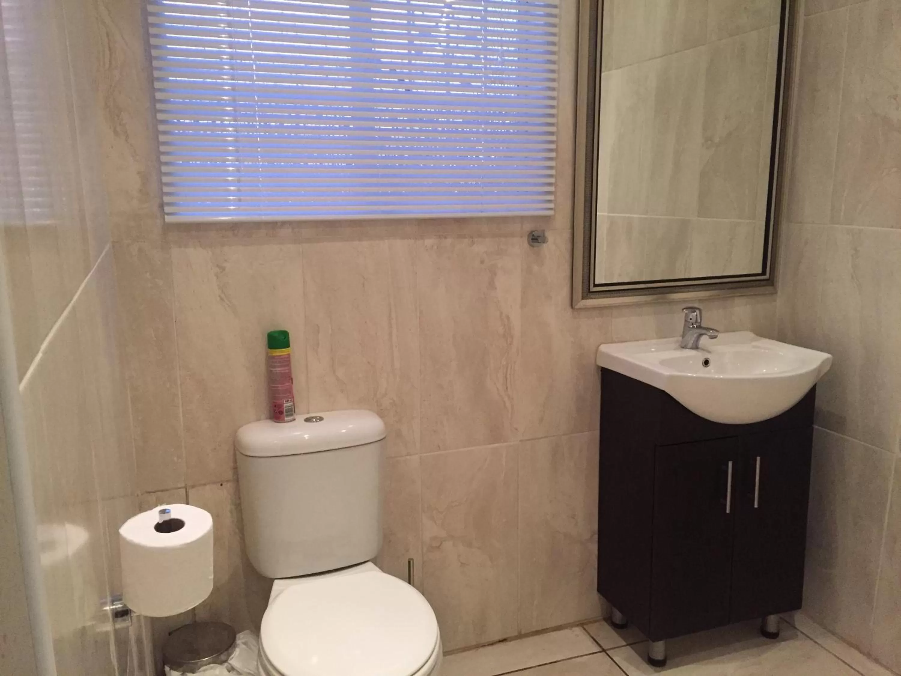 Bathroom in Tranquil House B&B @ 1 College Ave