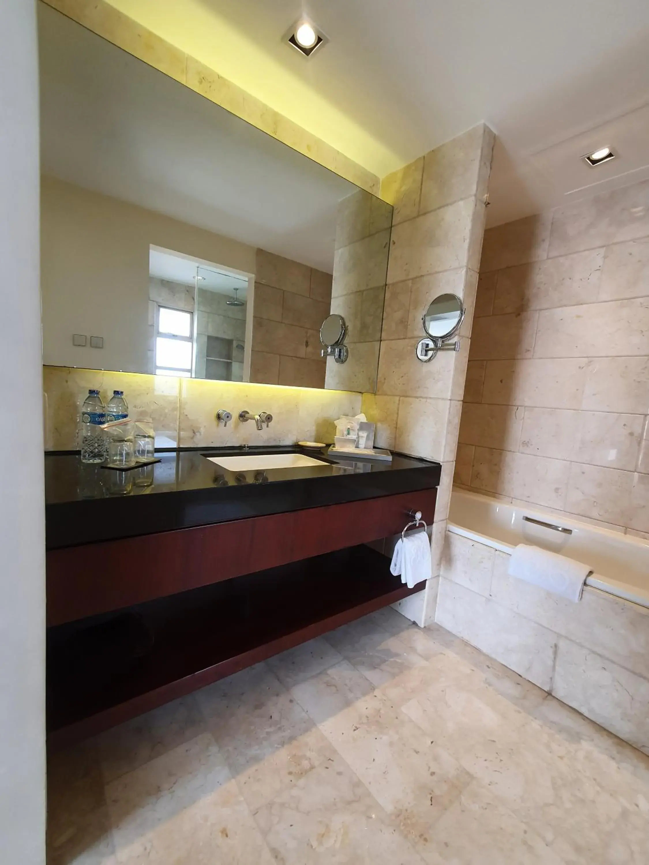 Bathroom in Hotel Gran Mahakam