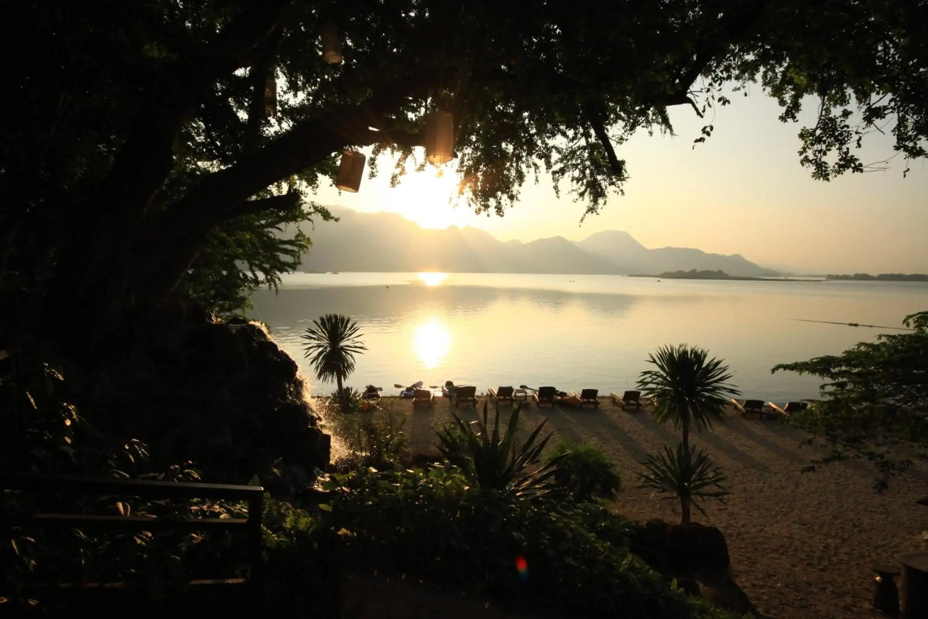 Lake view, Sunrise/Sunset in Monsane River Kwai Resort & Spa