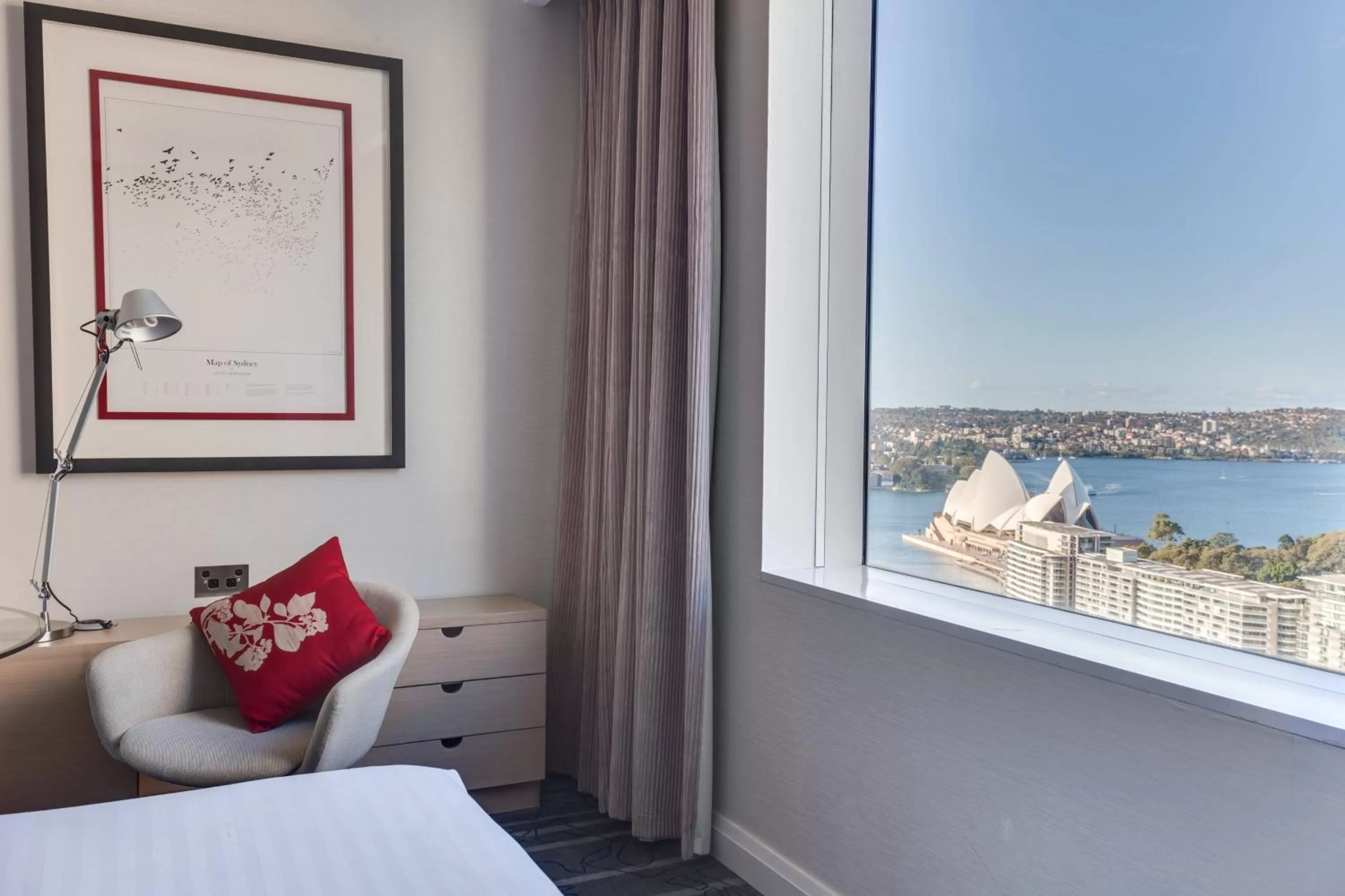 Photo of the whole room, Bed in Sydney Harbour Marriott Hotel at Circular Quay