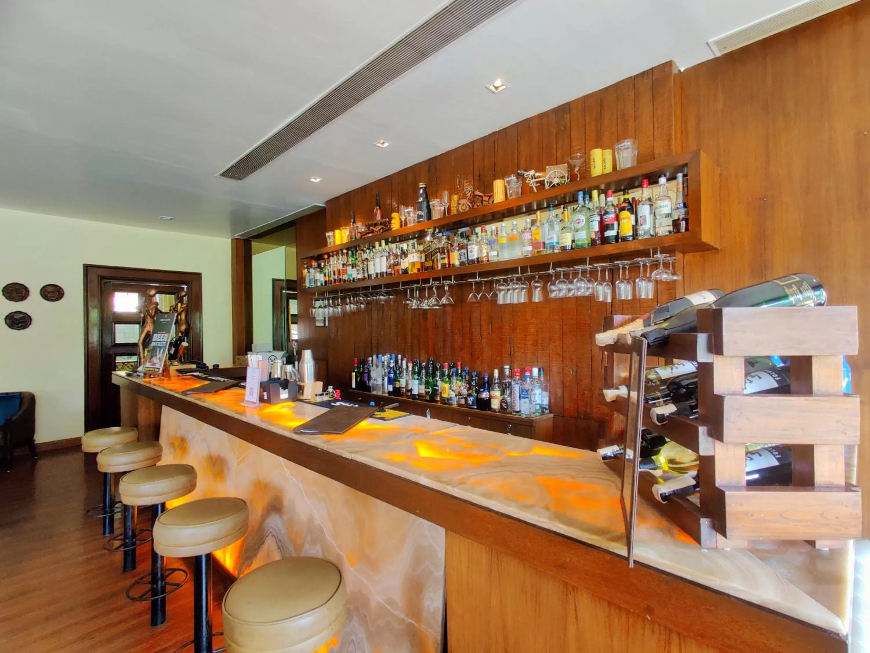Lounge or bar in Fariyas Resort Lonavala