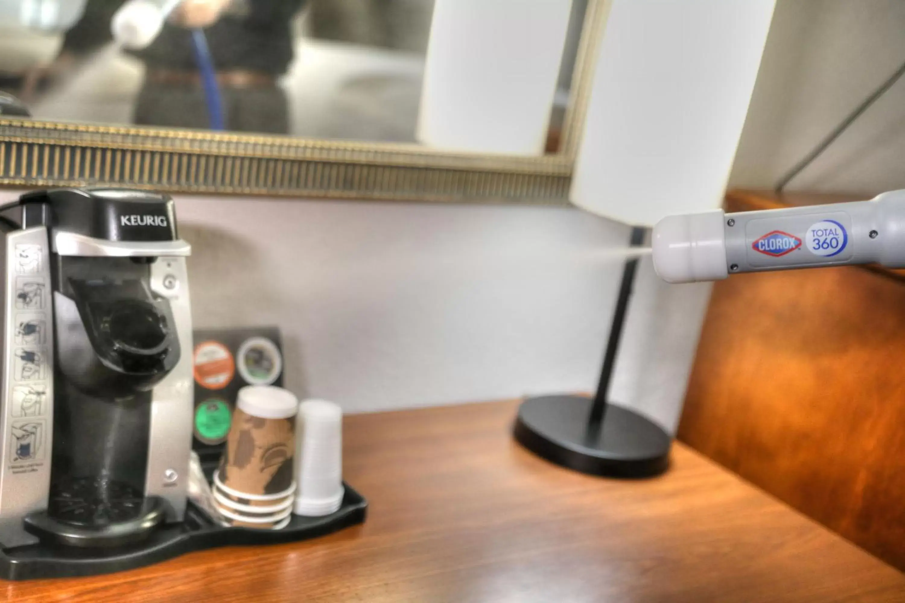 Coffee/tea facilities in River Edge Inn