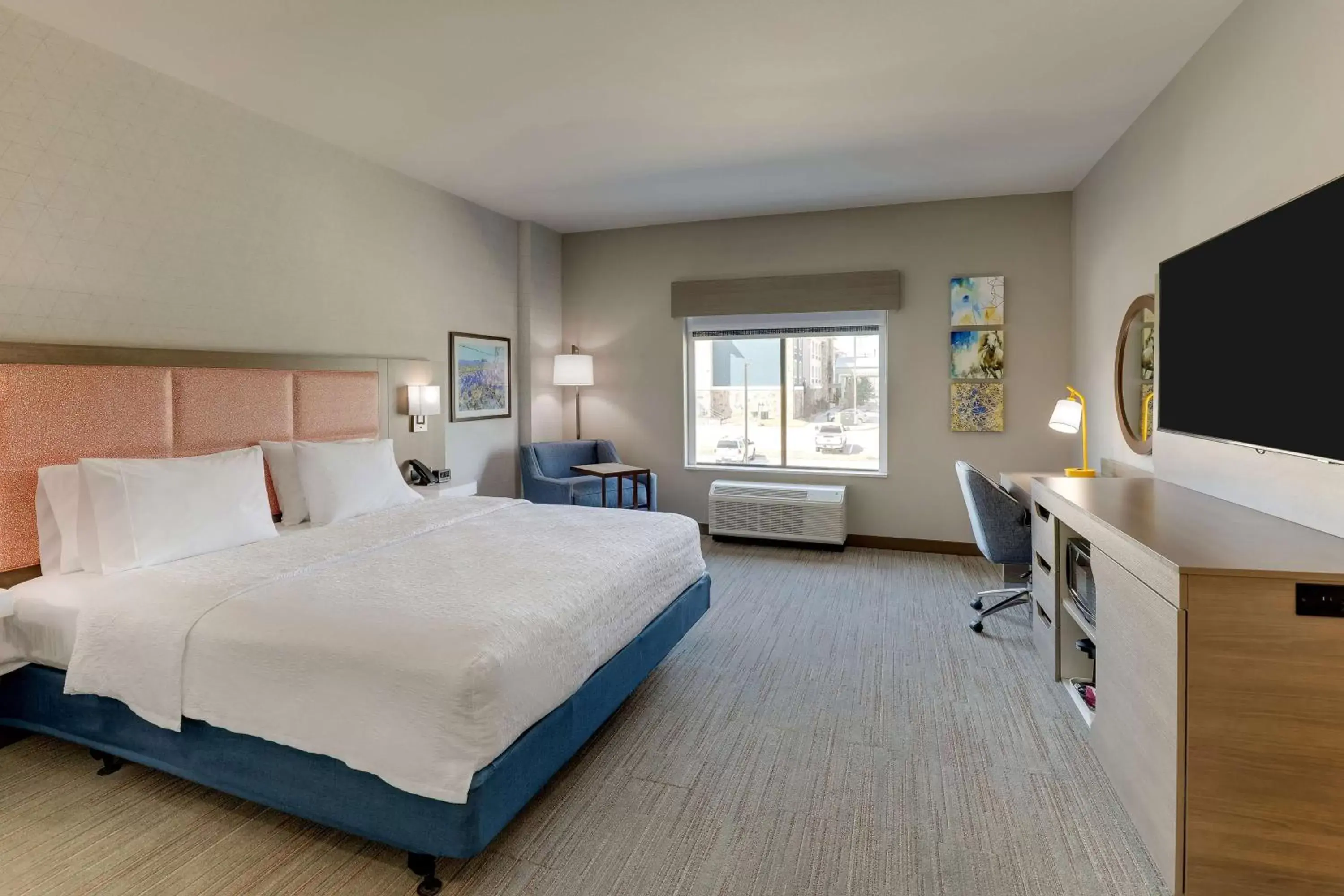Bedroom, Bed in Hampton Inn & Suites Weatherford, Tx
