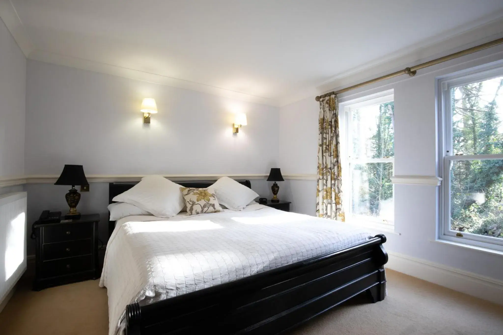 Bedroom, Bed in The Dower House Hotel