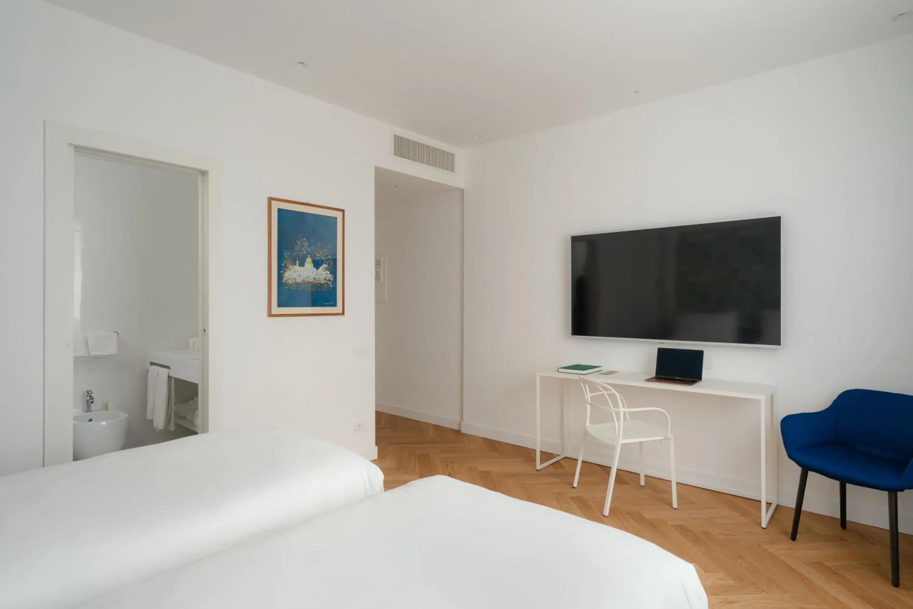 Bed, TV/Entertainment Center in Hotel Morfeo