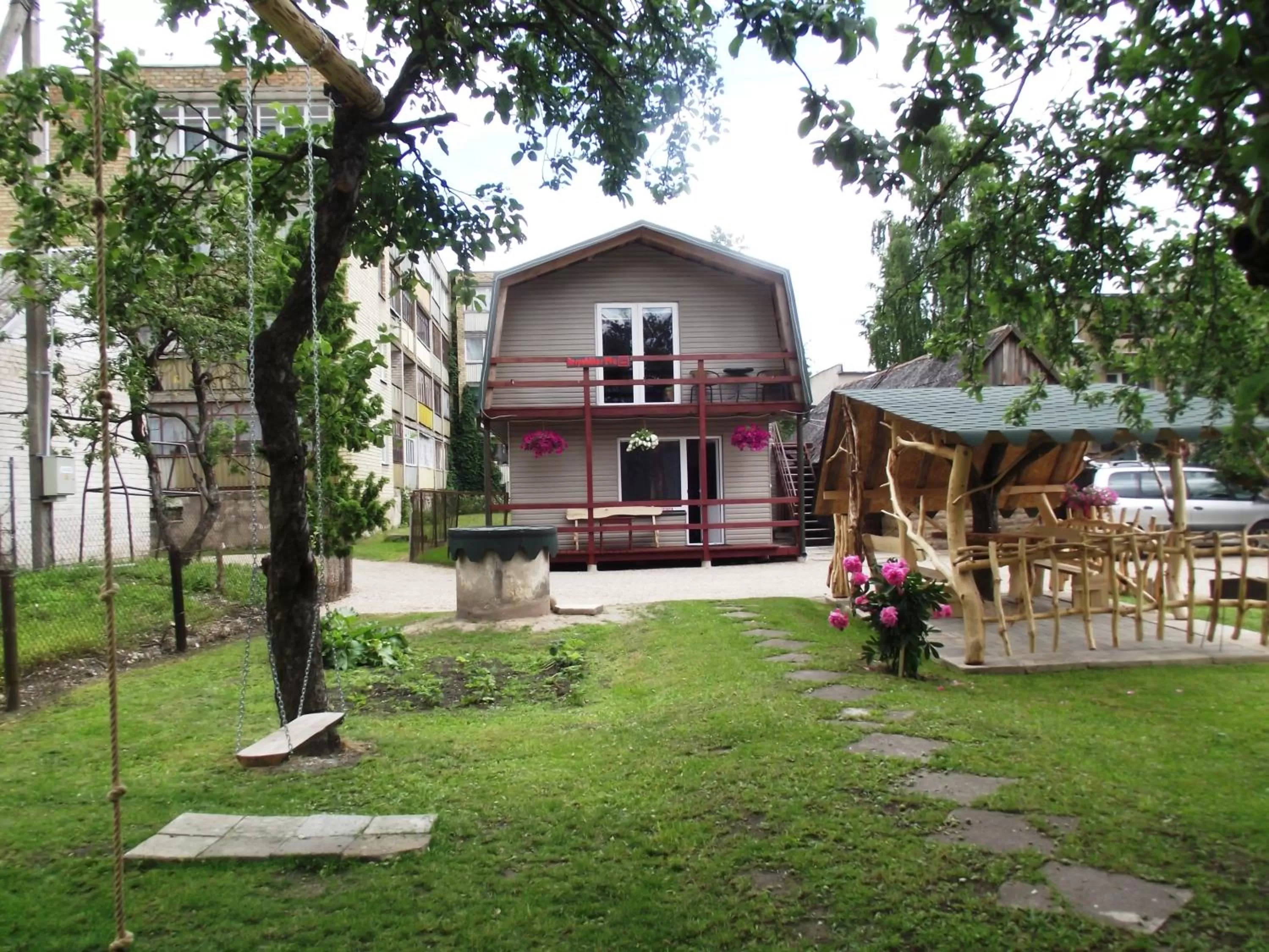 Garden view in Nakvynė Rokiškyje