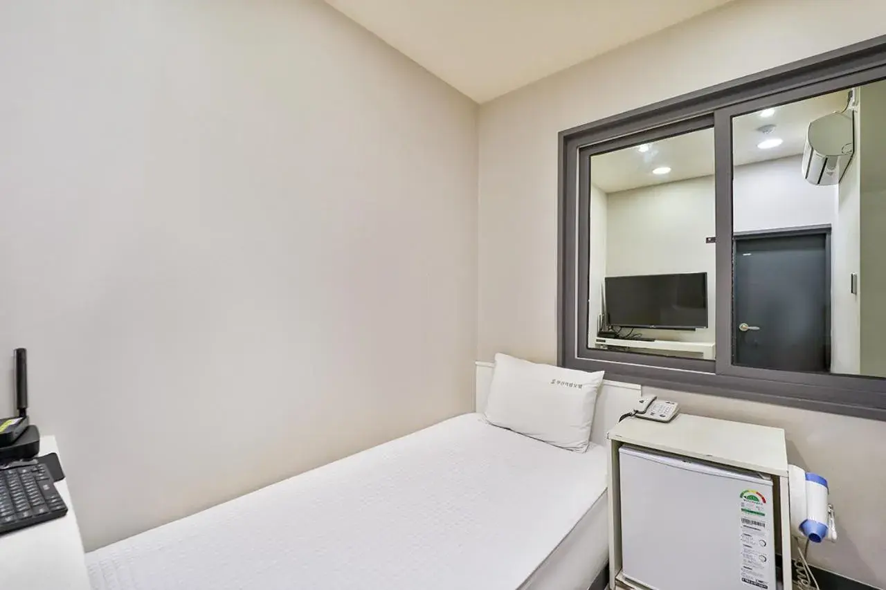 Bedroom in Top Motel Busan Bedroom in Top Motel Busan