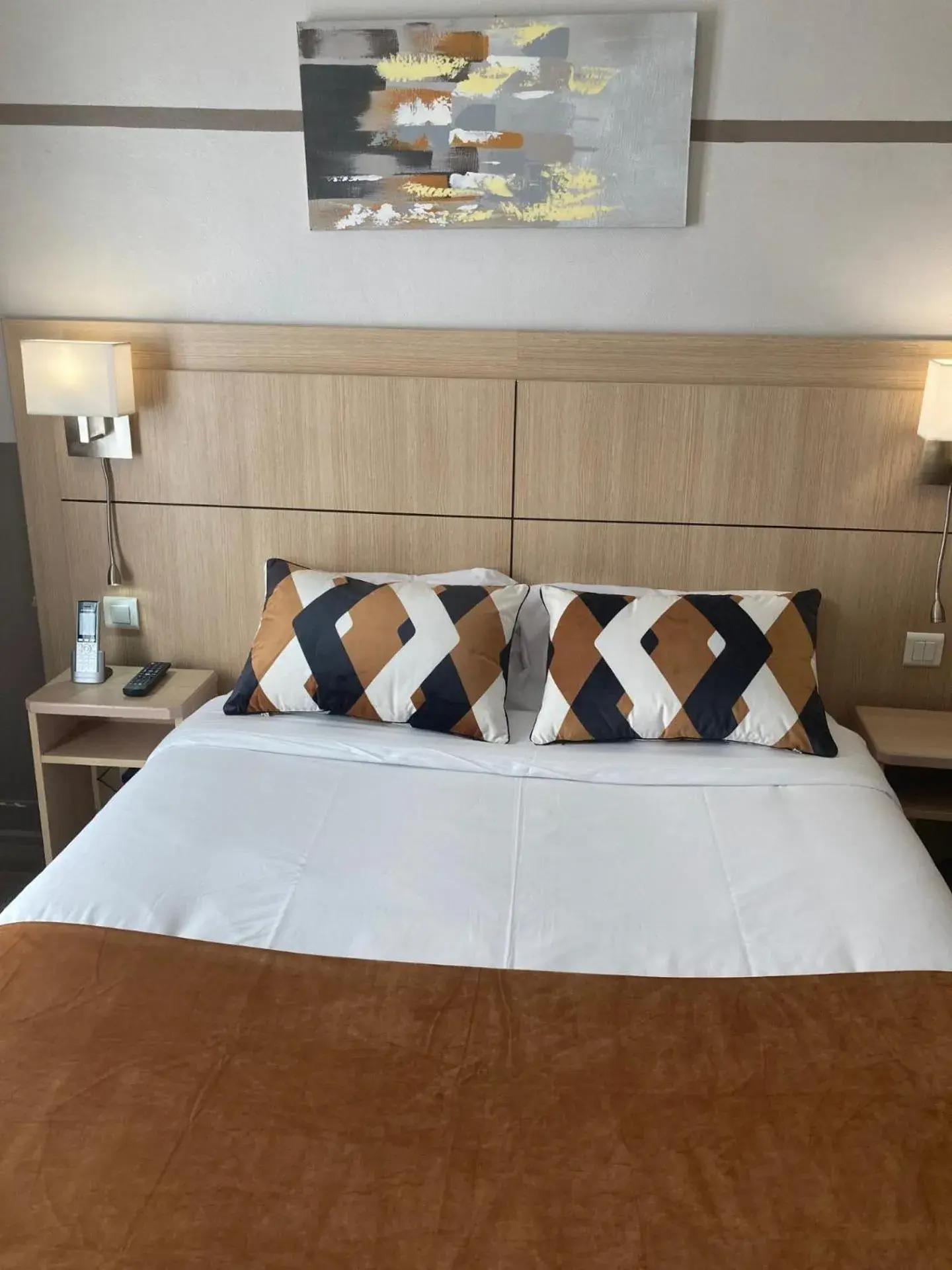 Bed in Hotel Phenix Paris Bed in Hotel Phenix Paris