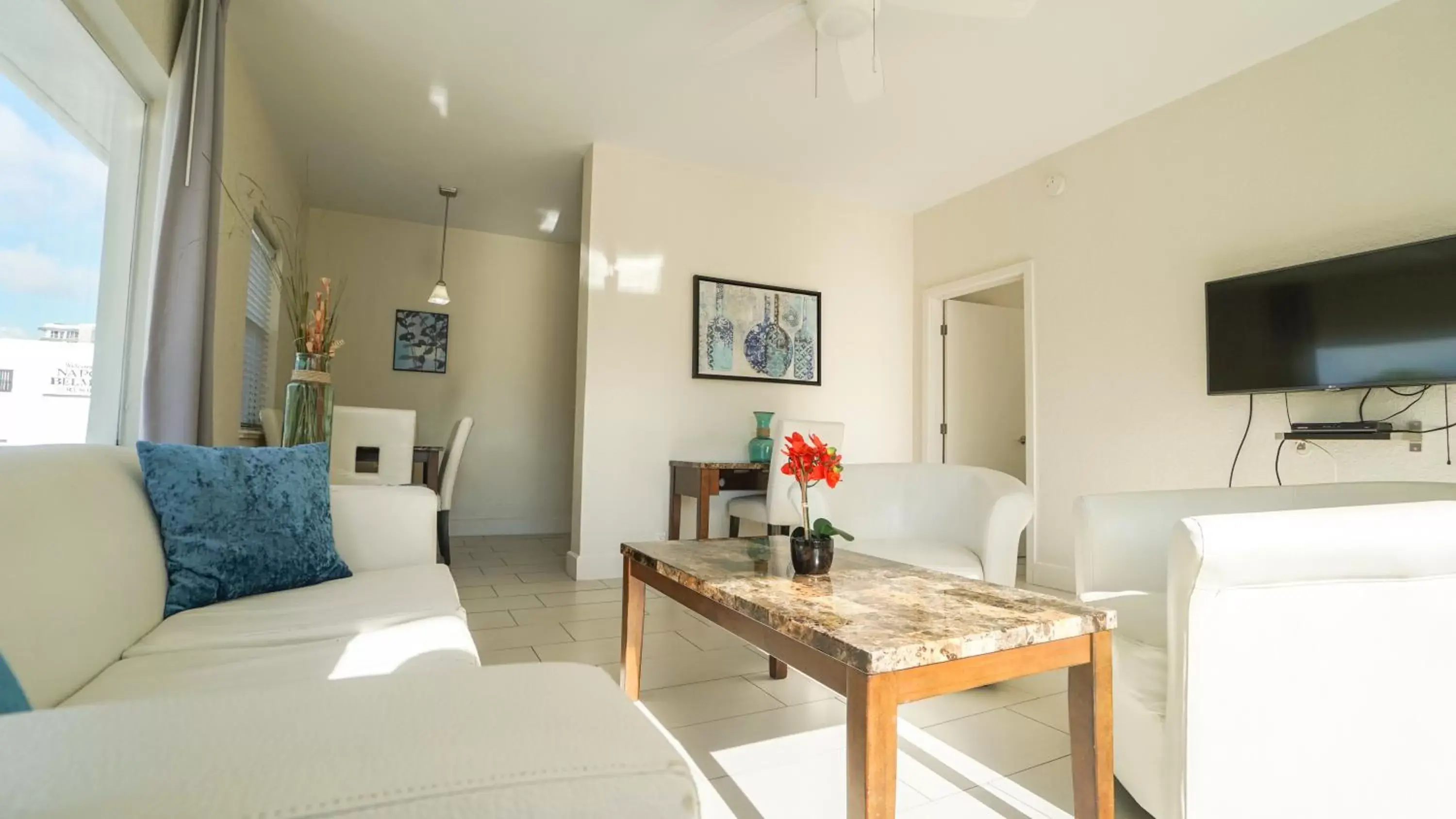 TV and multimedia in Soleado Hotel TV and multimedia in Soleado Hotel