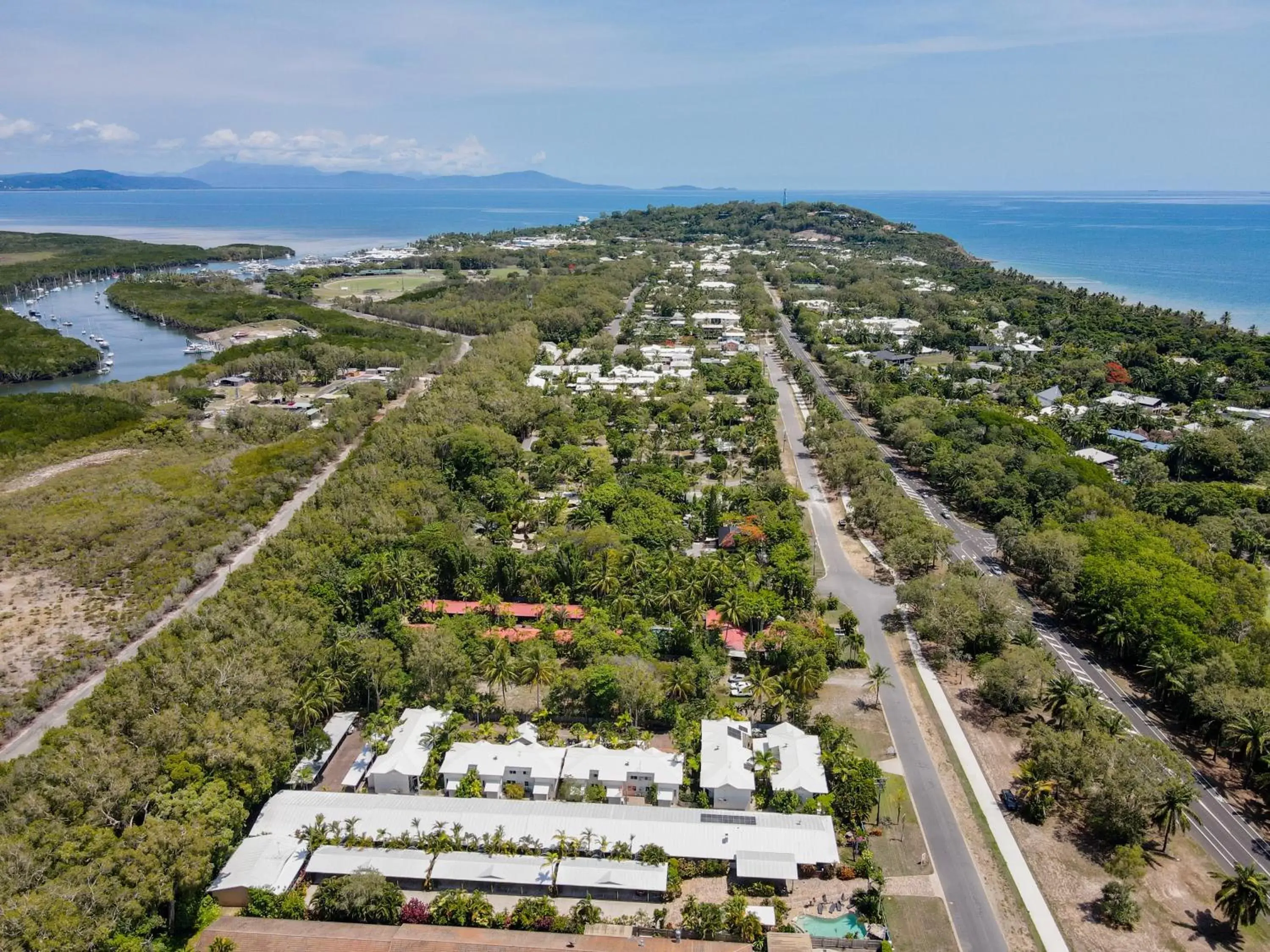 Bird's eye view, Bird's-eye View in Tropical Nites Holiday Townhouses