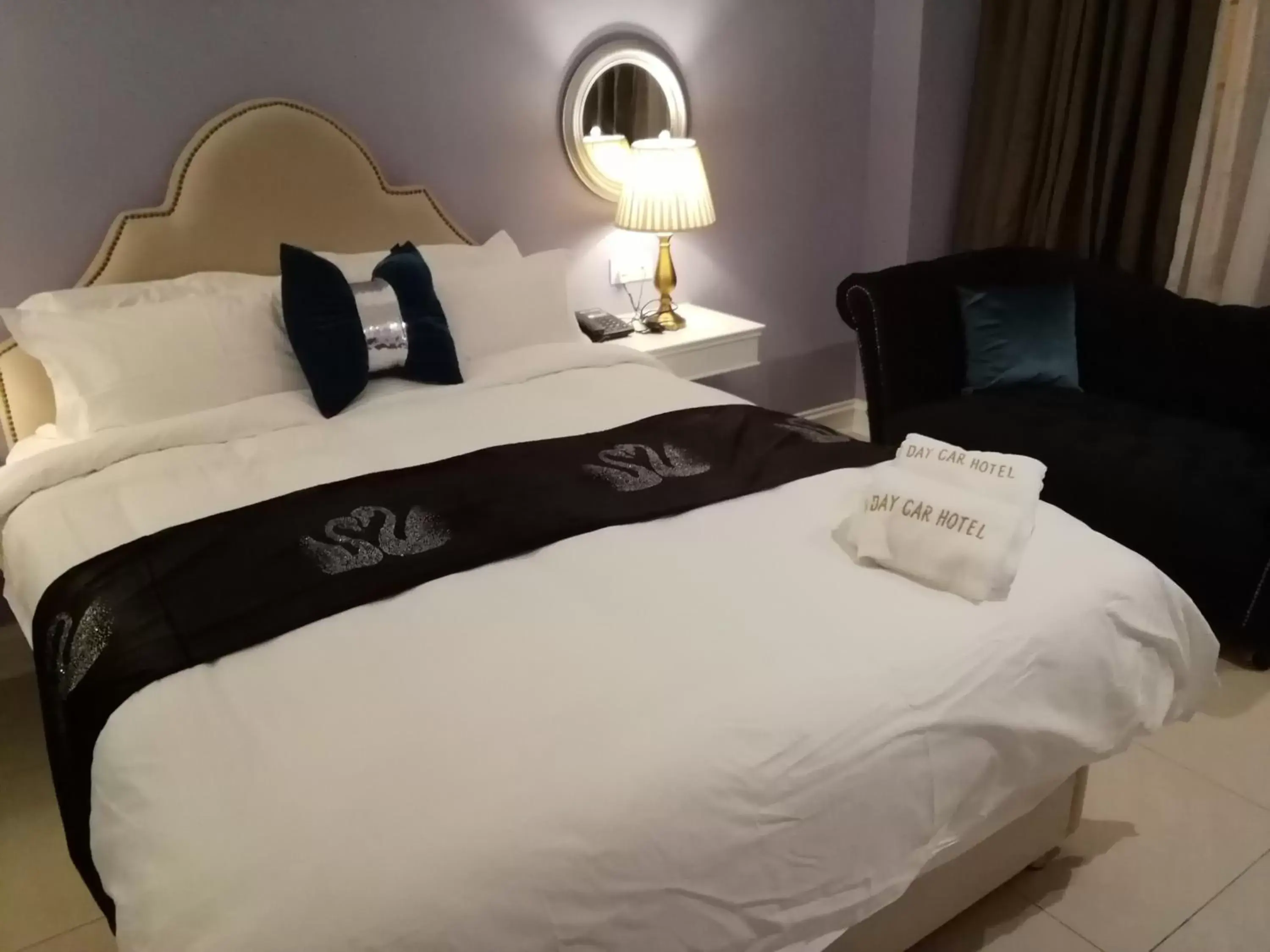Deluxe Double Room in 1 Day Car Hotel Station 18 Deluxe Double Room in 1 Day Car Hotel Station 18