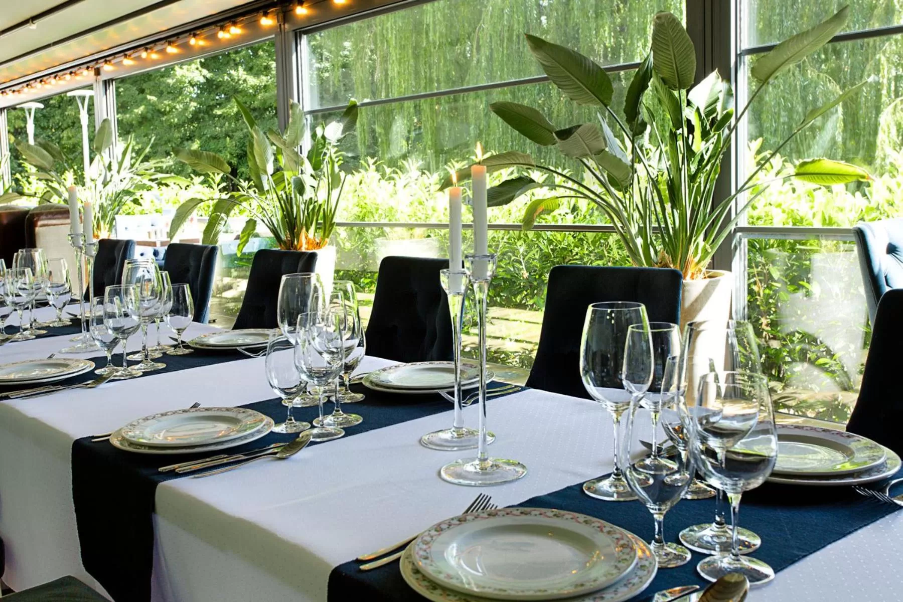 Restaurant/places to eat in AQUA HOUSE