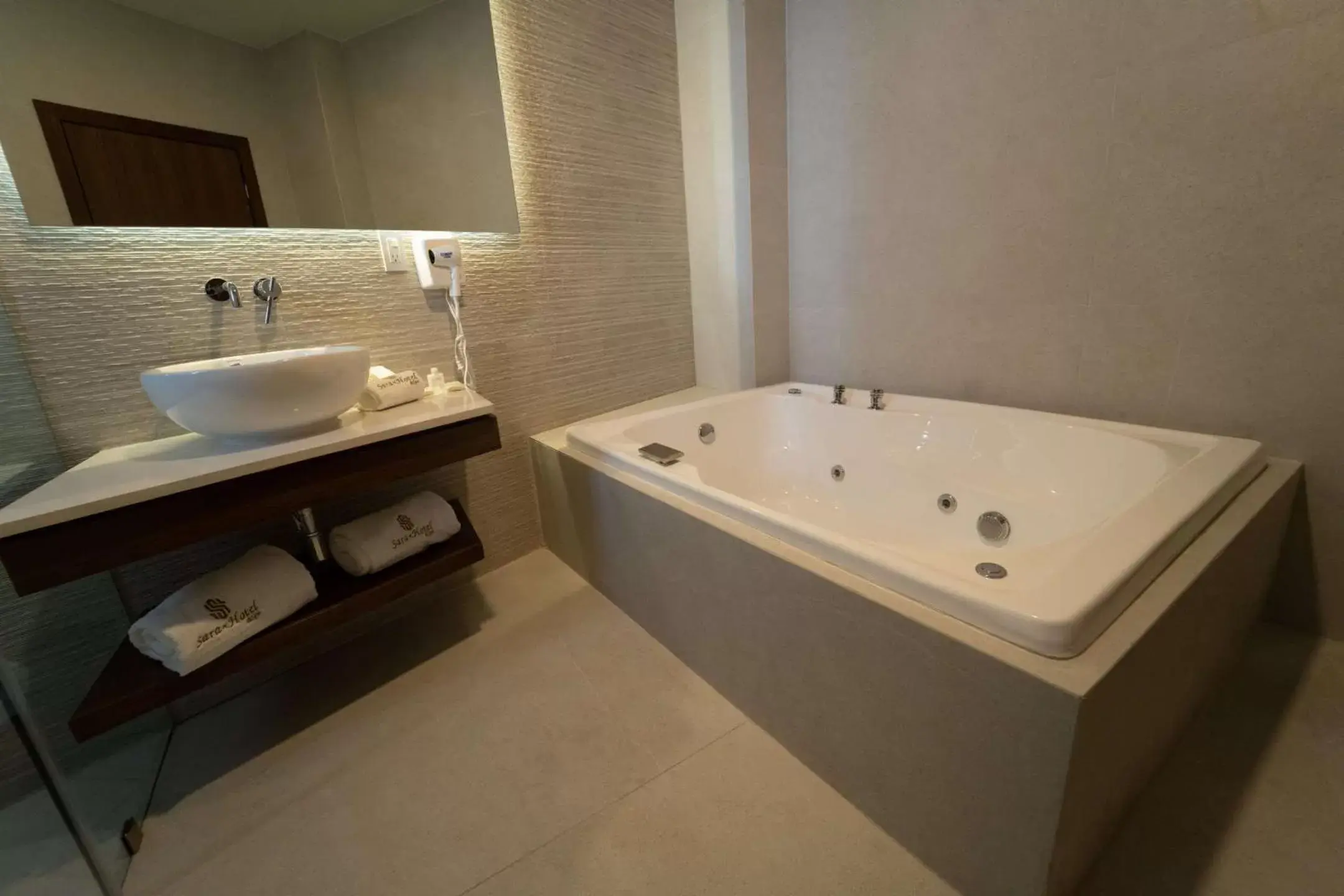 Bathroom in Sara N Hotel & Spa