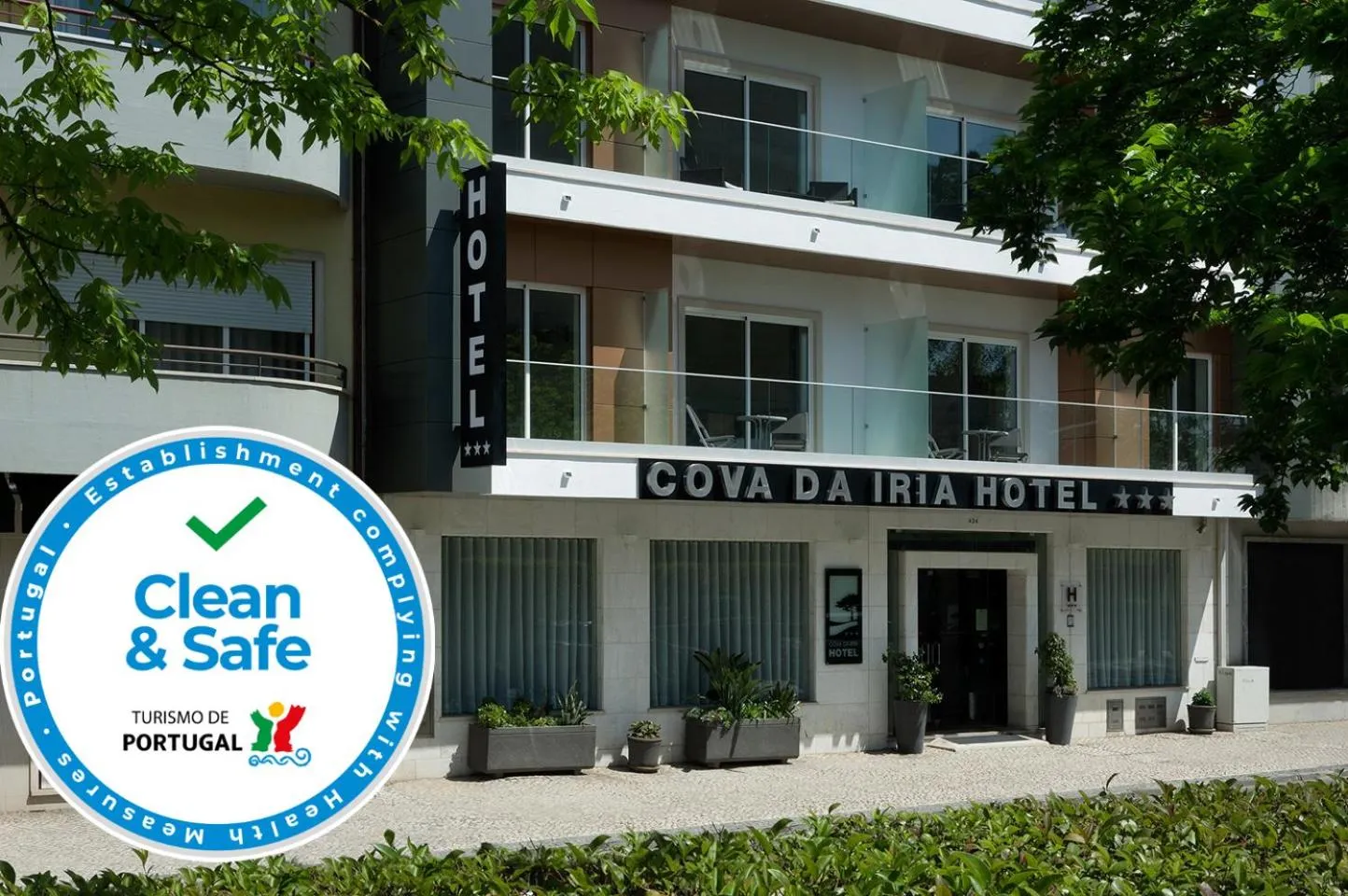 Property building in Cova da Iria Hotel