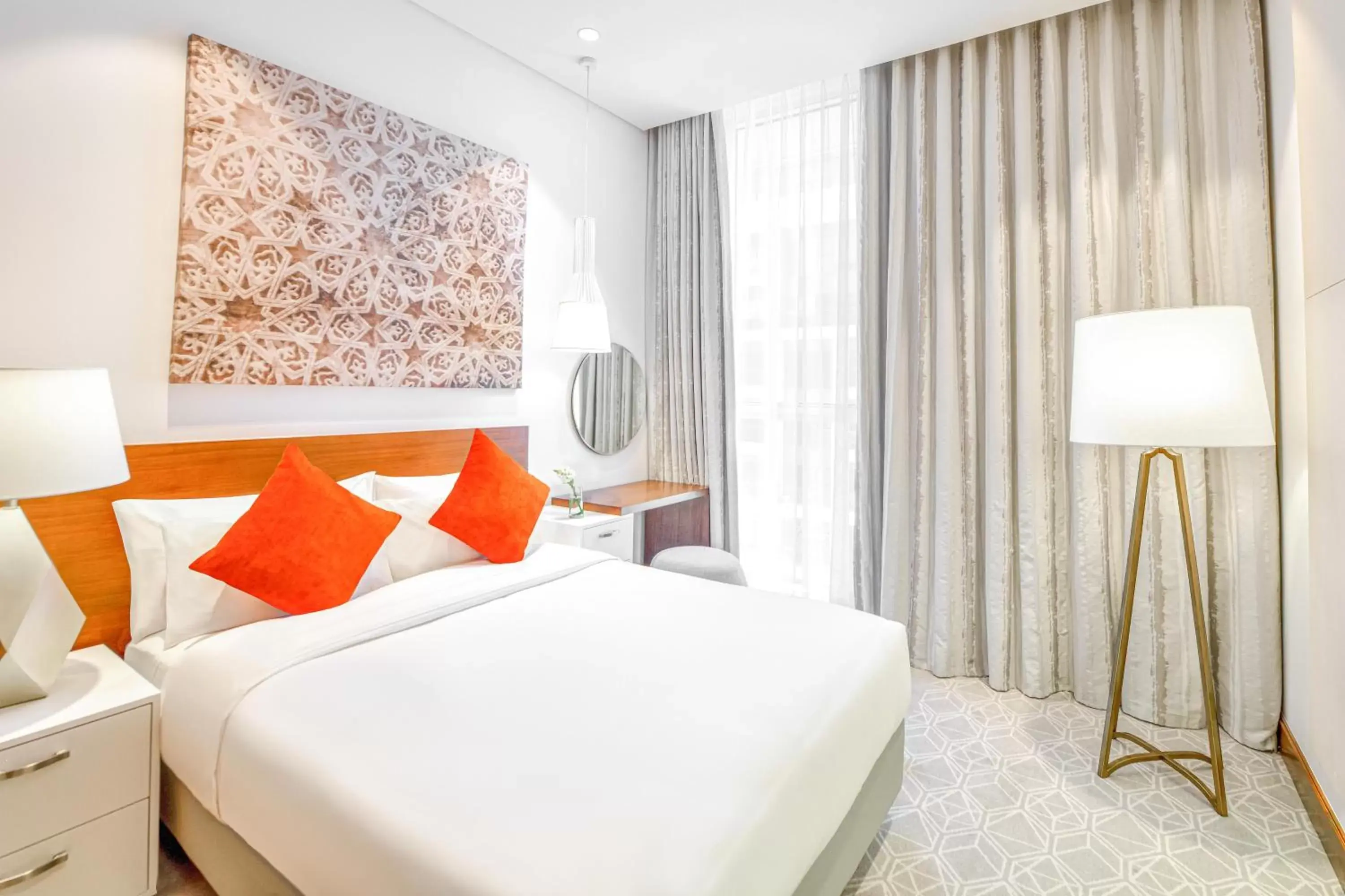 Bedroom, Bed in Grand Mercure Dubai