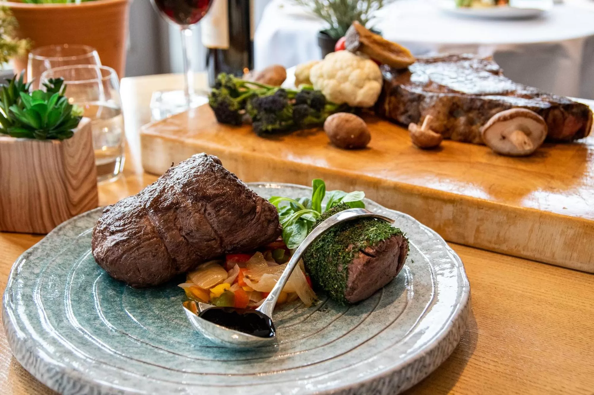 Food and drinks in Pebble Beach Seaview Restaurant & Rooms