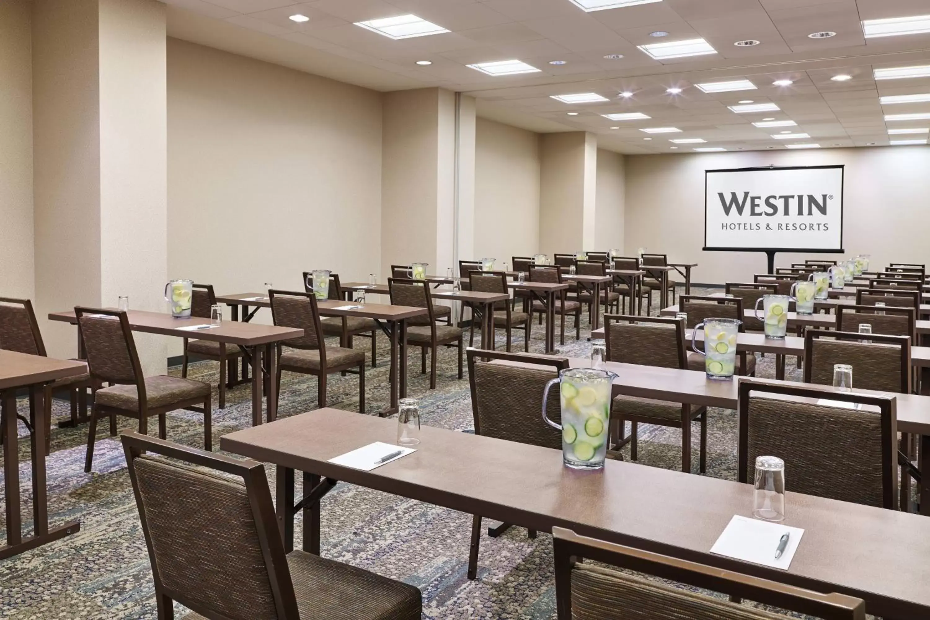 Meeting/conference room in The Westin Galleria Dallas