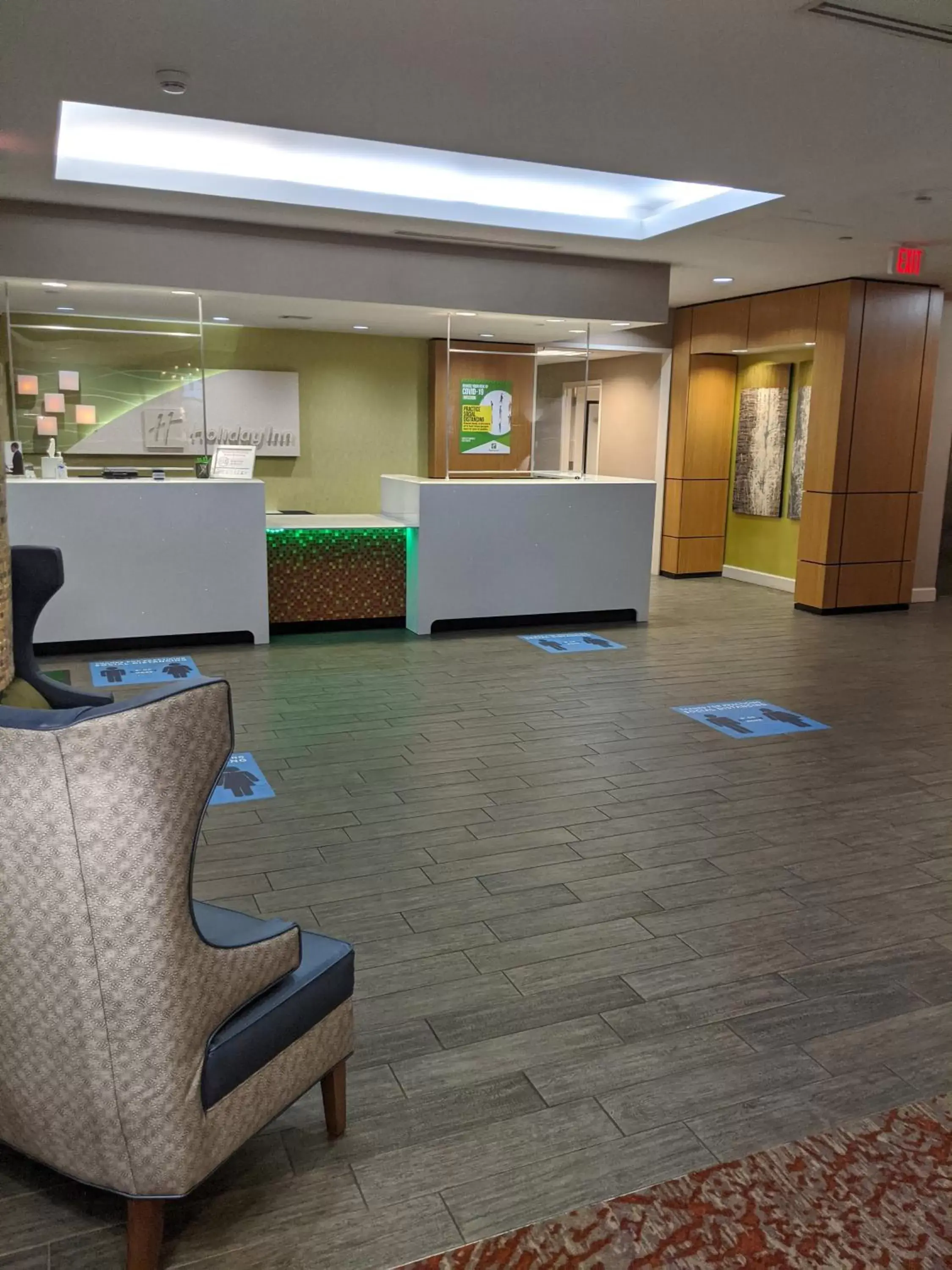 Lobby or reception in Holiday Inn Charlotte University by IHG Lobby or reception in Holiday Inn Charlotte University by IHG