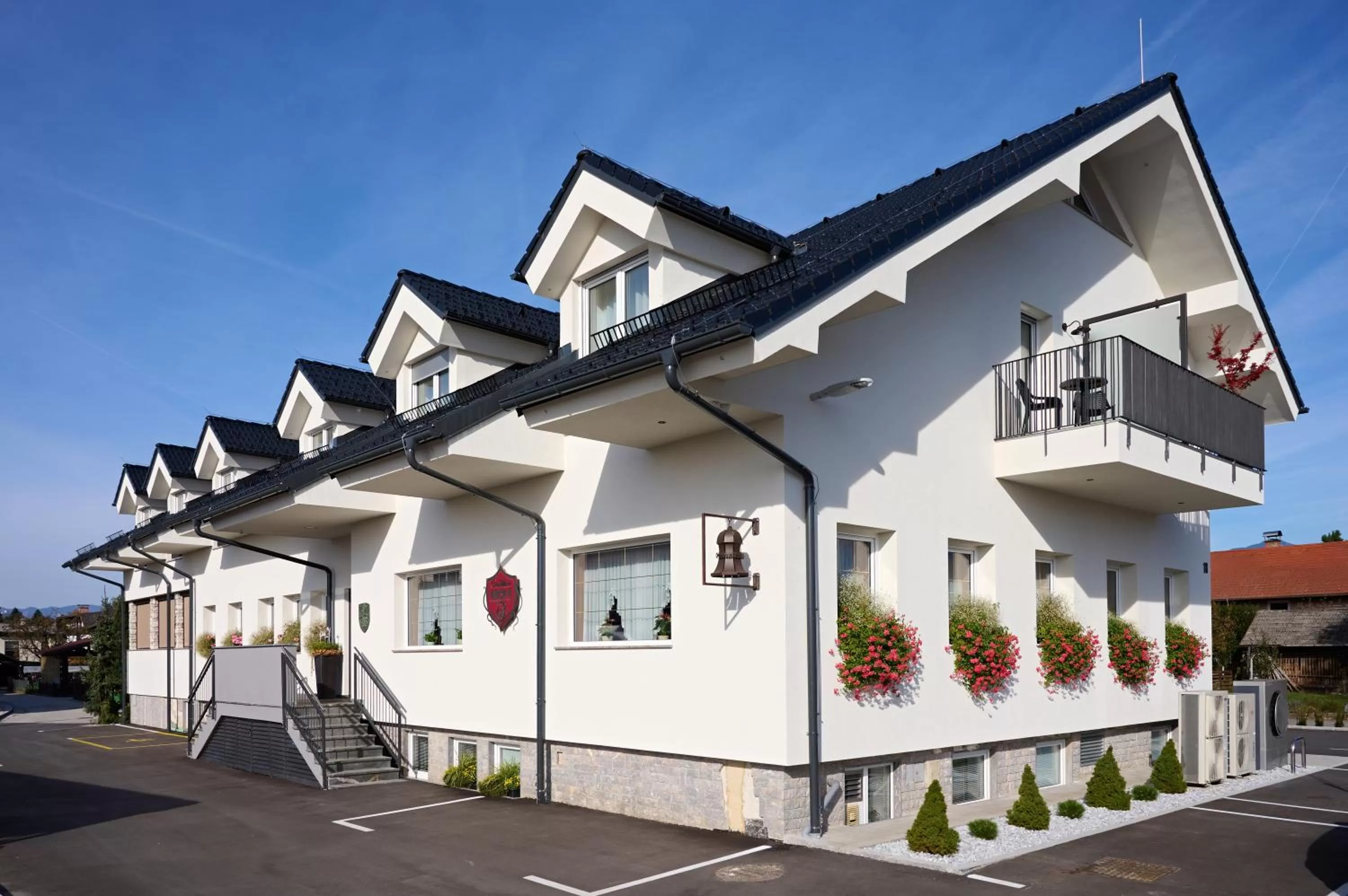 Property building in Hiša Ančka, Šenčur - 3 min to the Airport