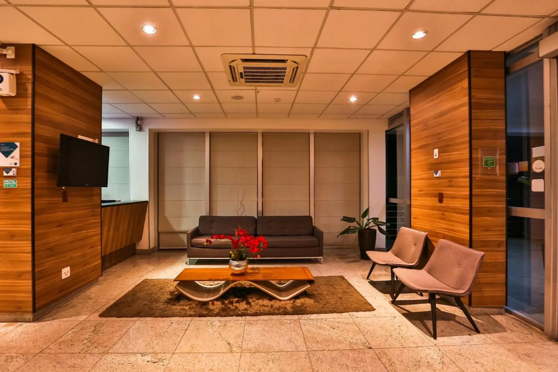 Living room in San Diego Express Barro Preto Living room in San Diego Express Barro Preto