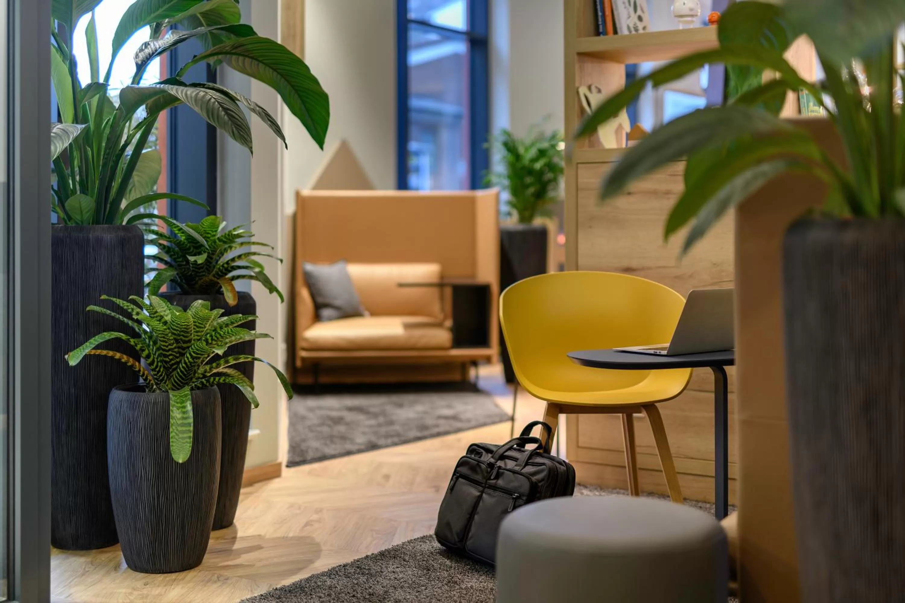 Lobby or reception in Ibis Styles Aschaffenburg