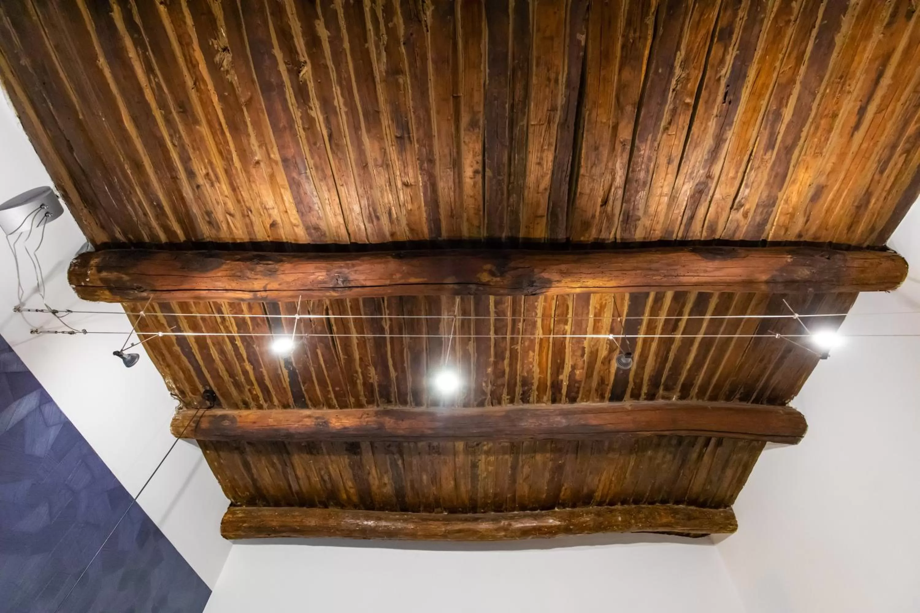 Decorative detail in Santa Chiara Inn