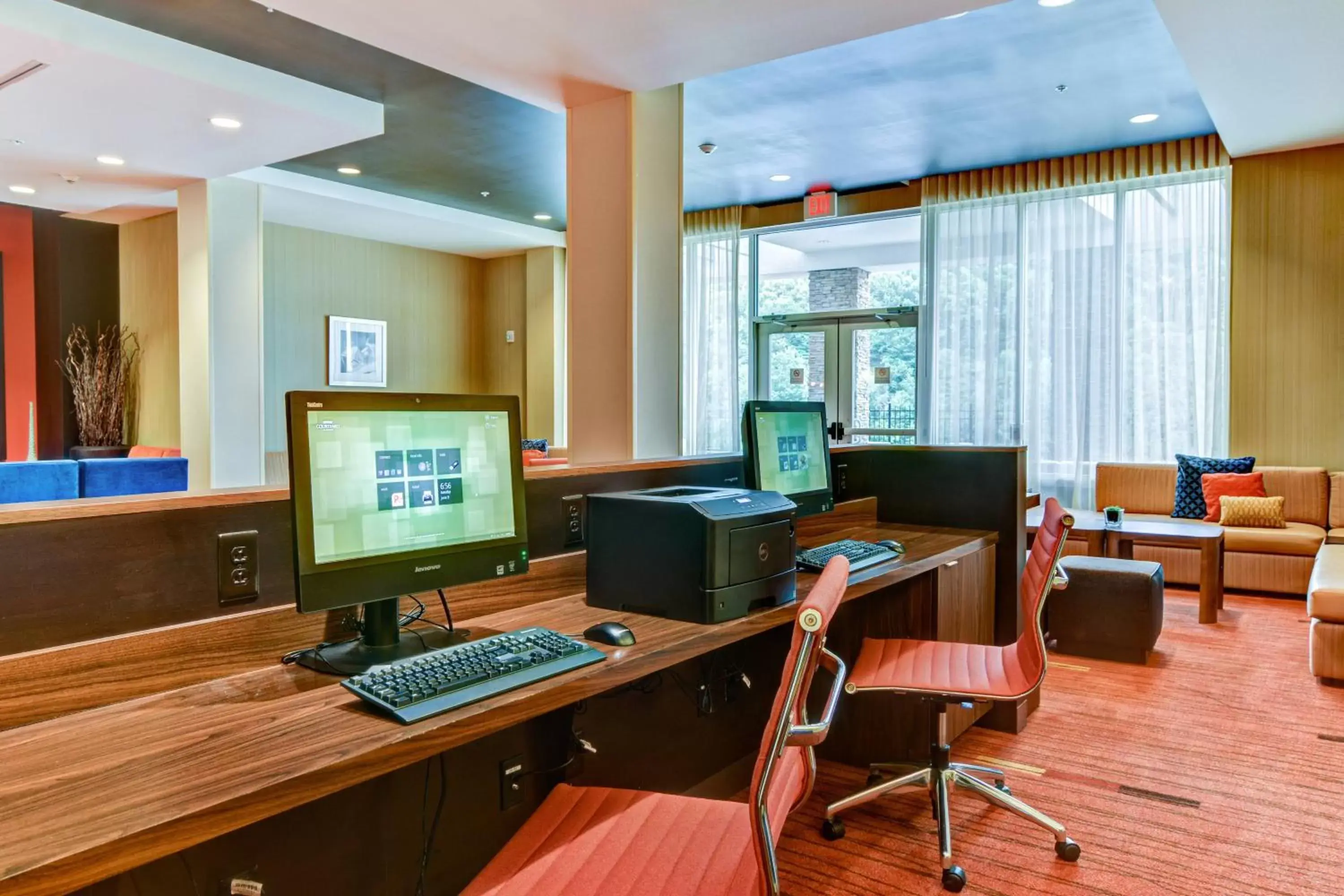 Business facilities in Courtyard by Marriott Bridgeport Clarksburg