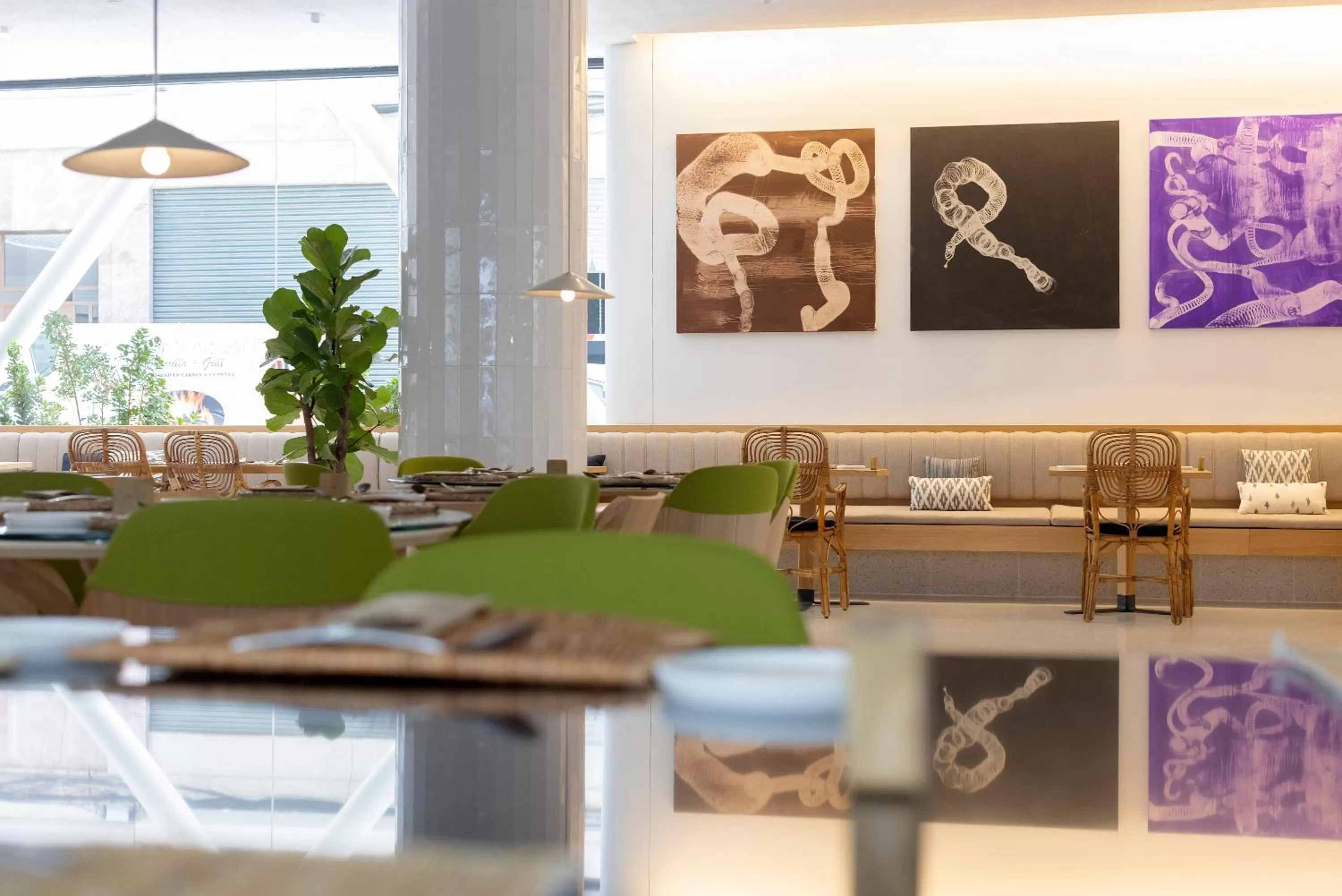 Restaurant/places to eat in HM Palma Blanc