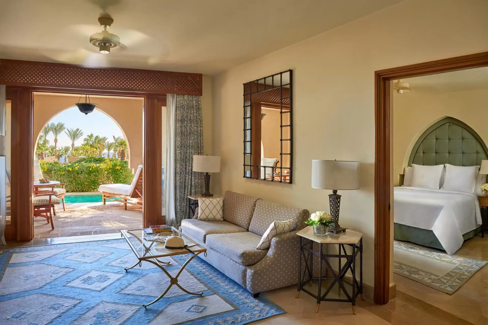 Living room, Seating Area in Four Seasons Resort Sharm El Sheikh