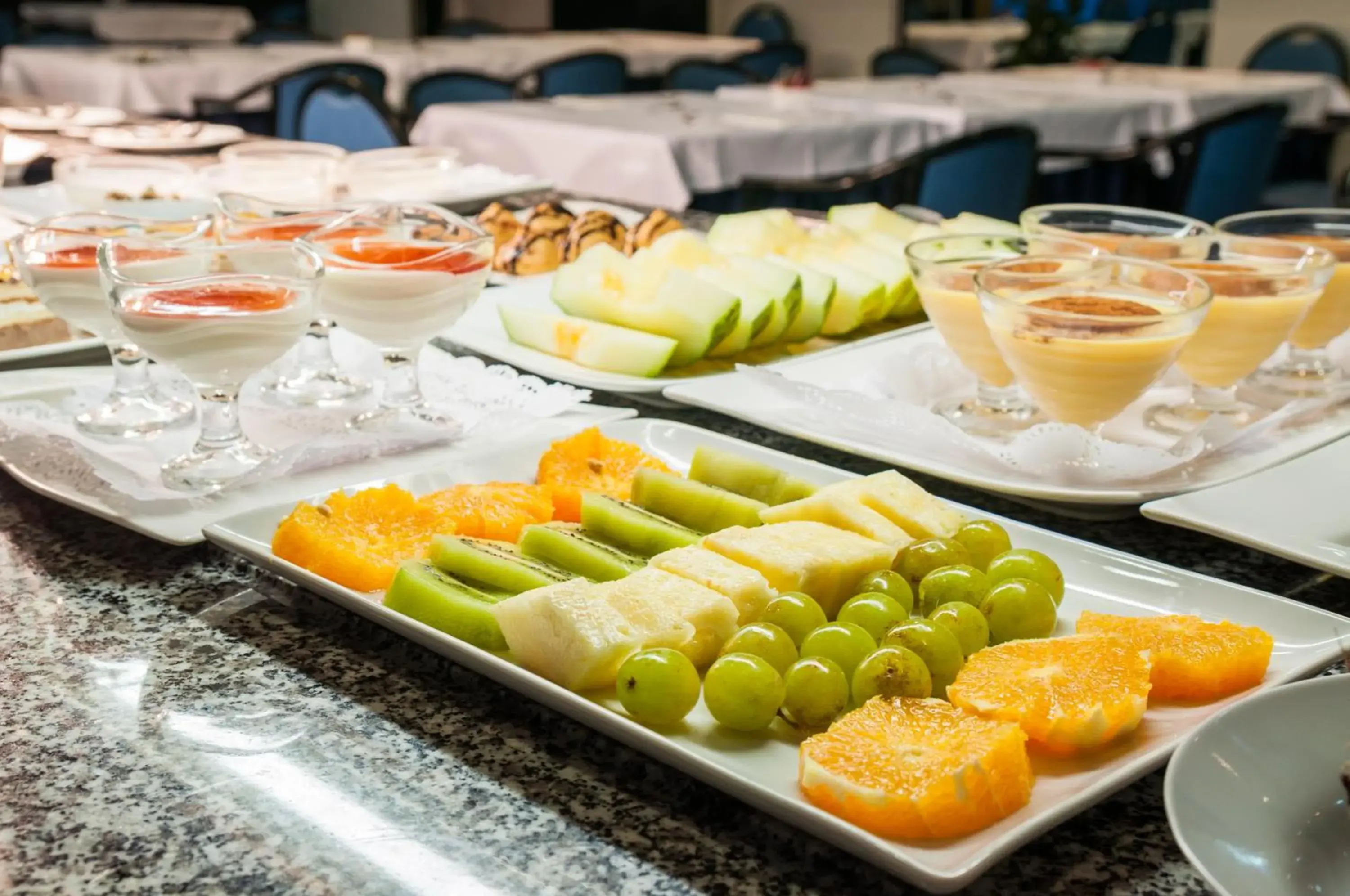 Buffet breakfast, Food in Hotel Ciudad de Alcañiz