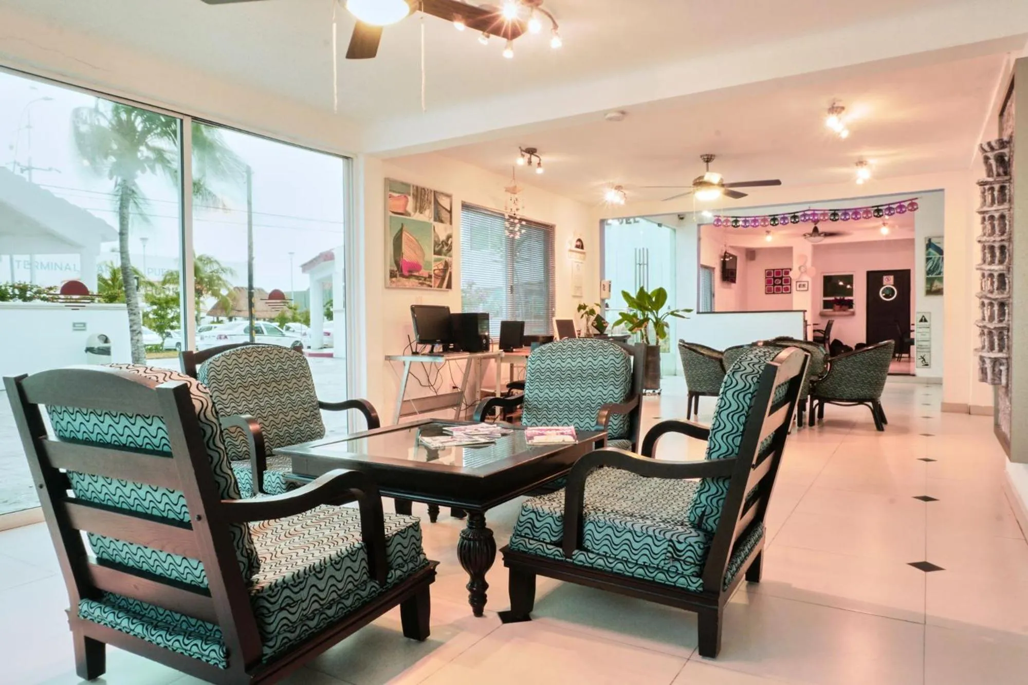 Living room in Hotel Del Sol