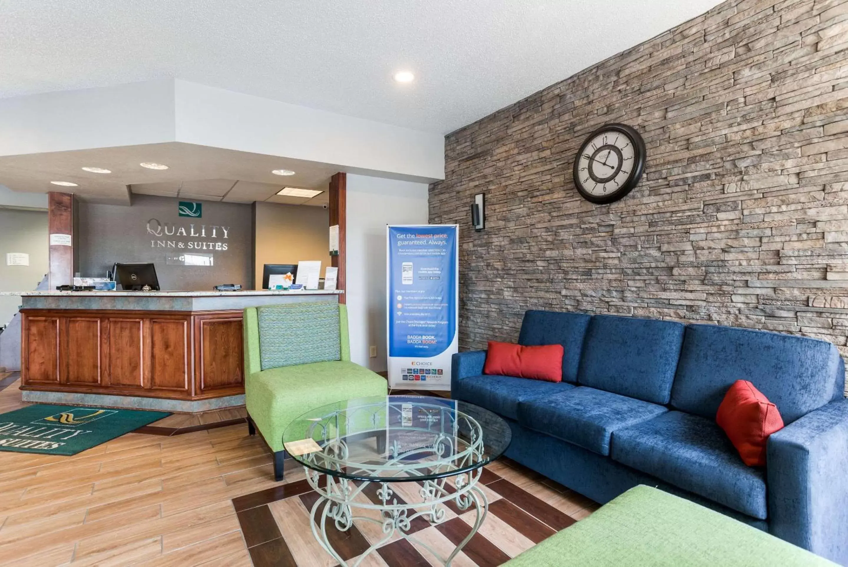 Lobby or reception in Quality Inn & Suites Ferdinand Lobby or reception in Quality Inn & Suites Ferdinand