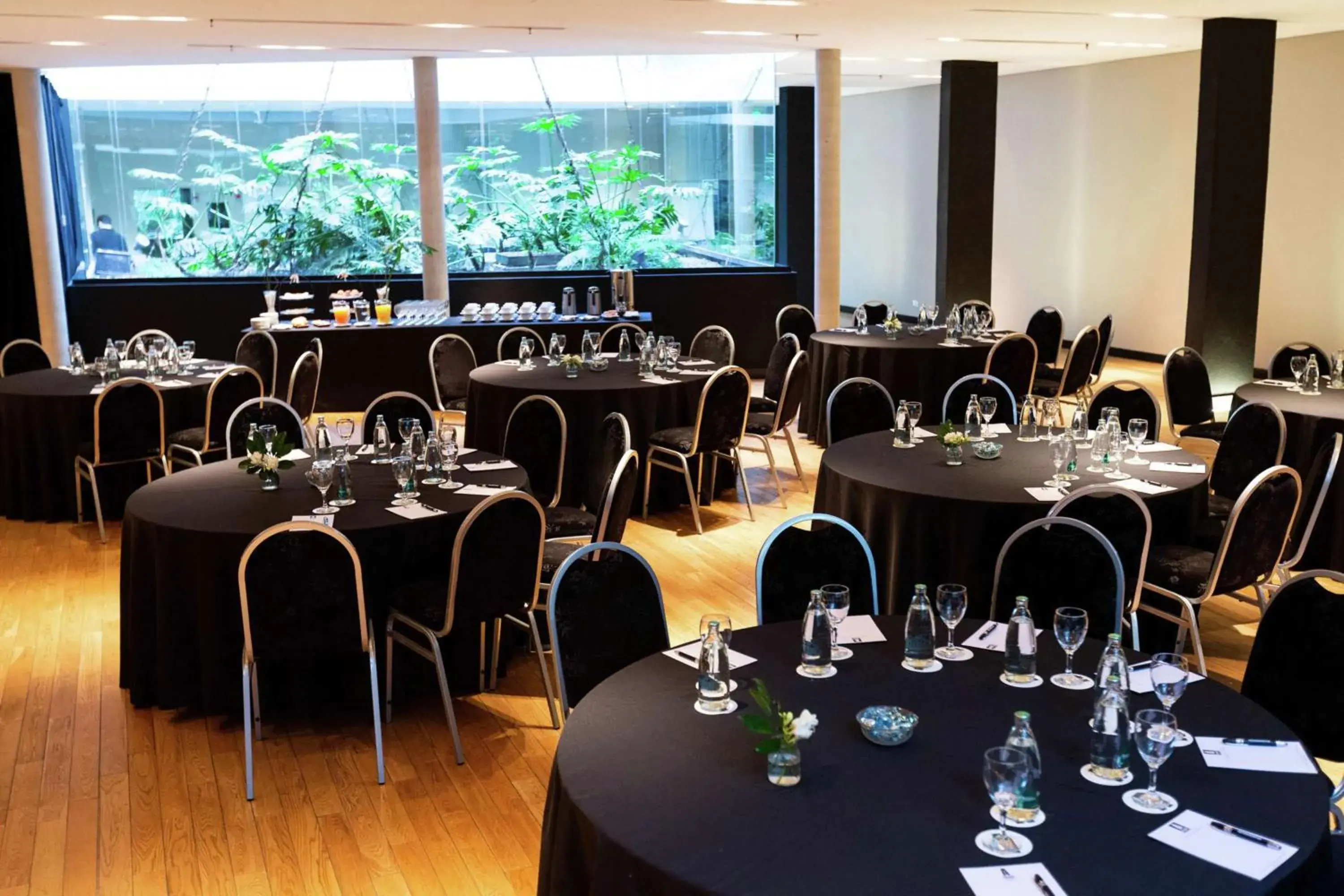 Meeting/conference room, Restaurant/Places to Eat in Anselmo Buenos Aires, Curio Collection By Hilton