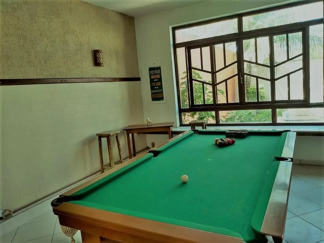 Living room, Billiards in Pousada Beluga