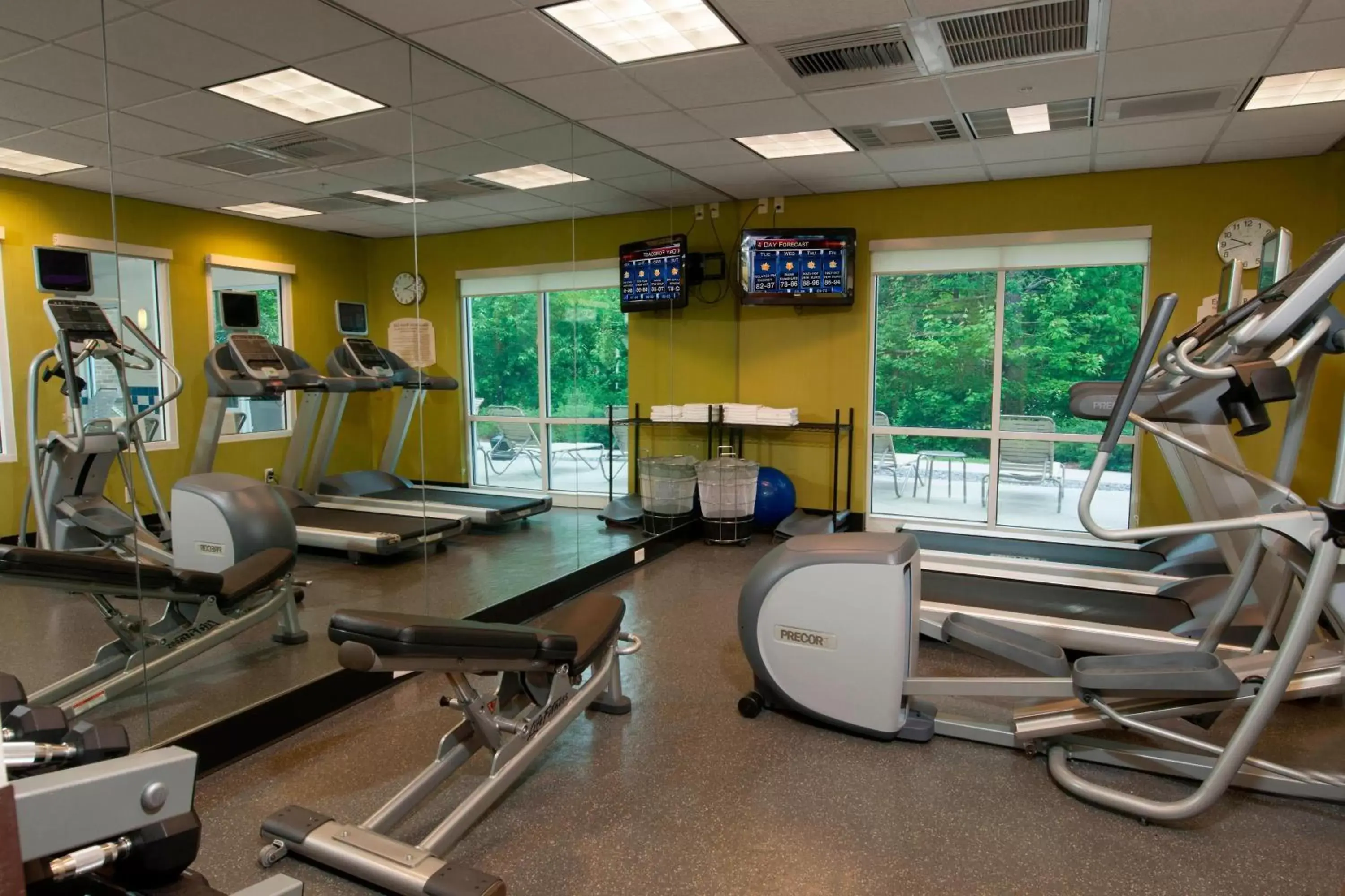 Fitness centre/facilities, Fitness Center/Facilities in Fairfield Inn & Suites by Marriott Brunswick Freeport