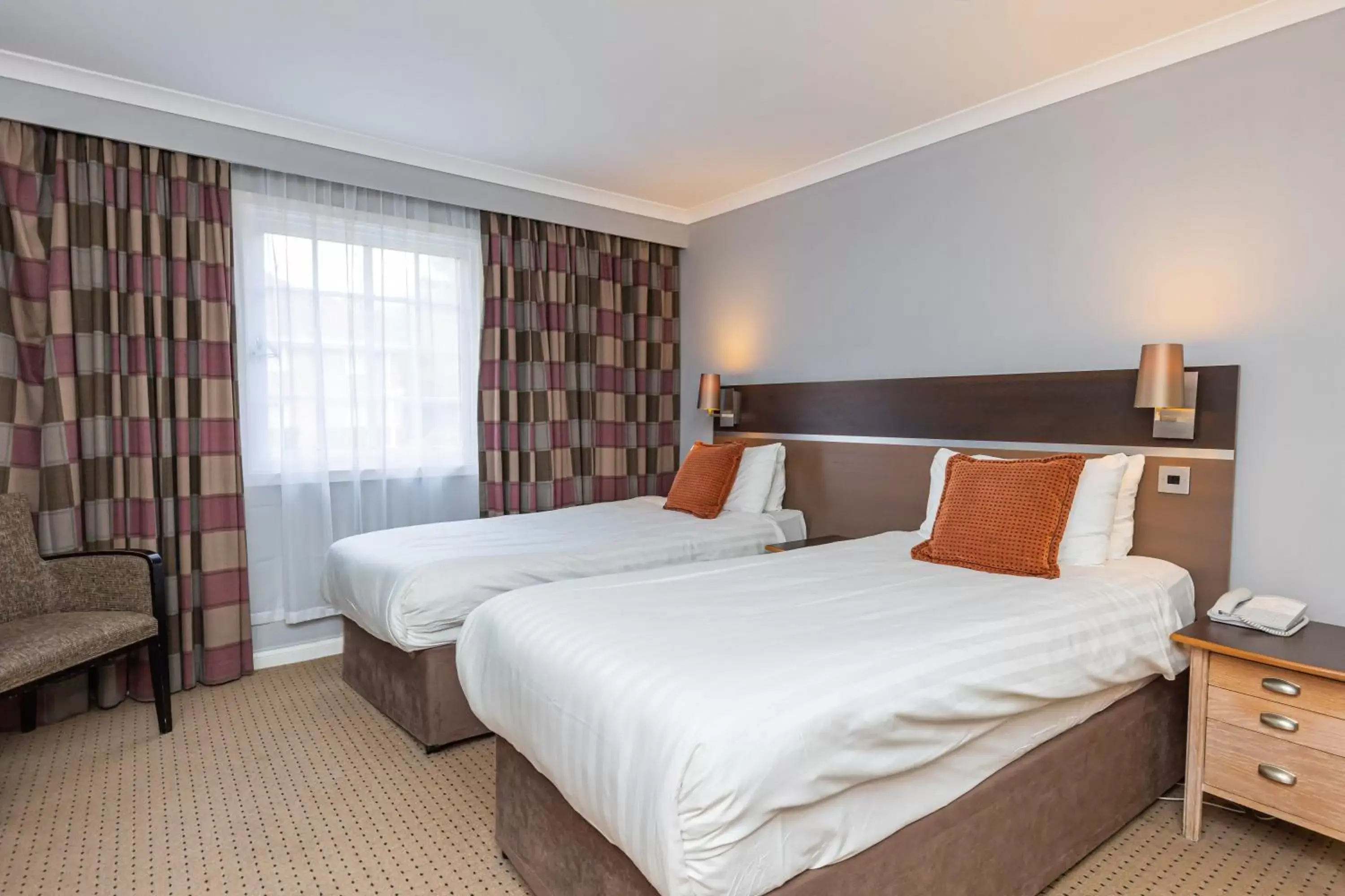 Bed in Mercure Tunbridge Wells Hotel