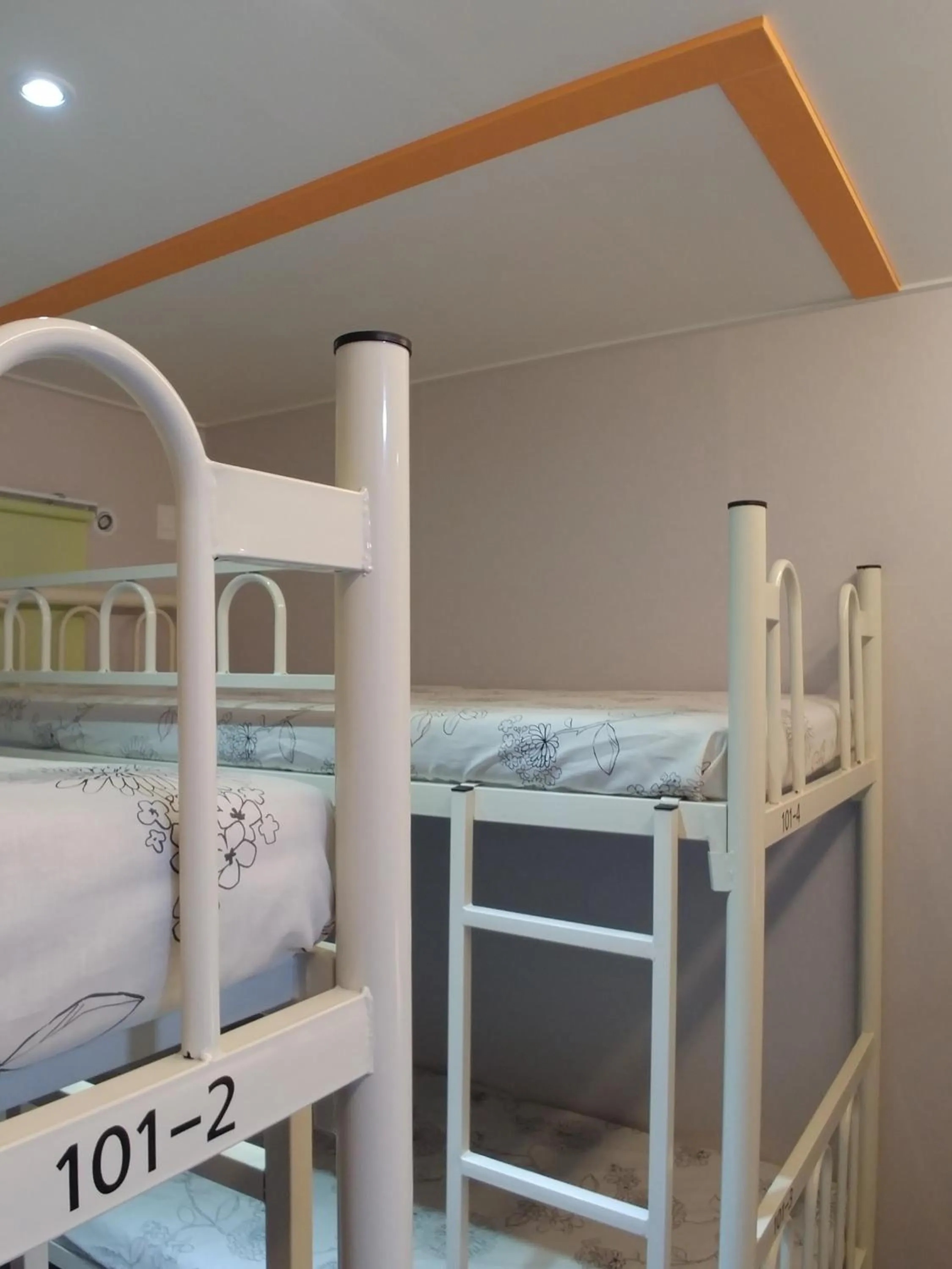 bunk bed, Bed in Bomgoro Guesthouse