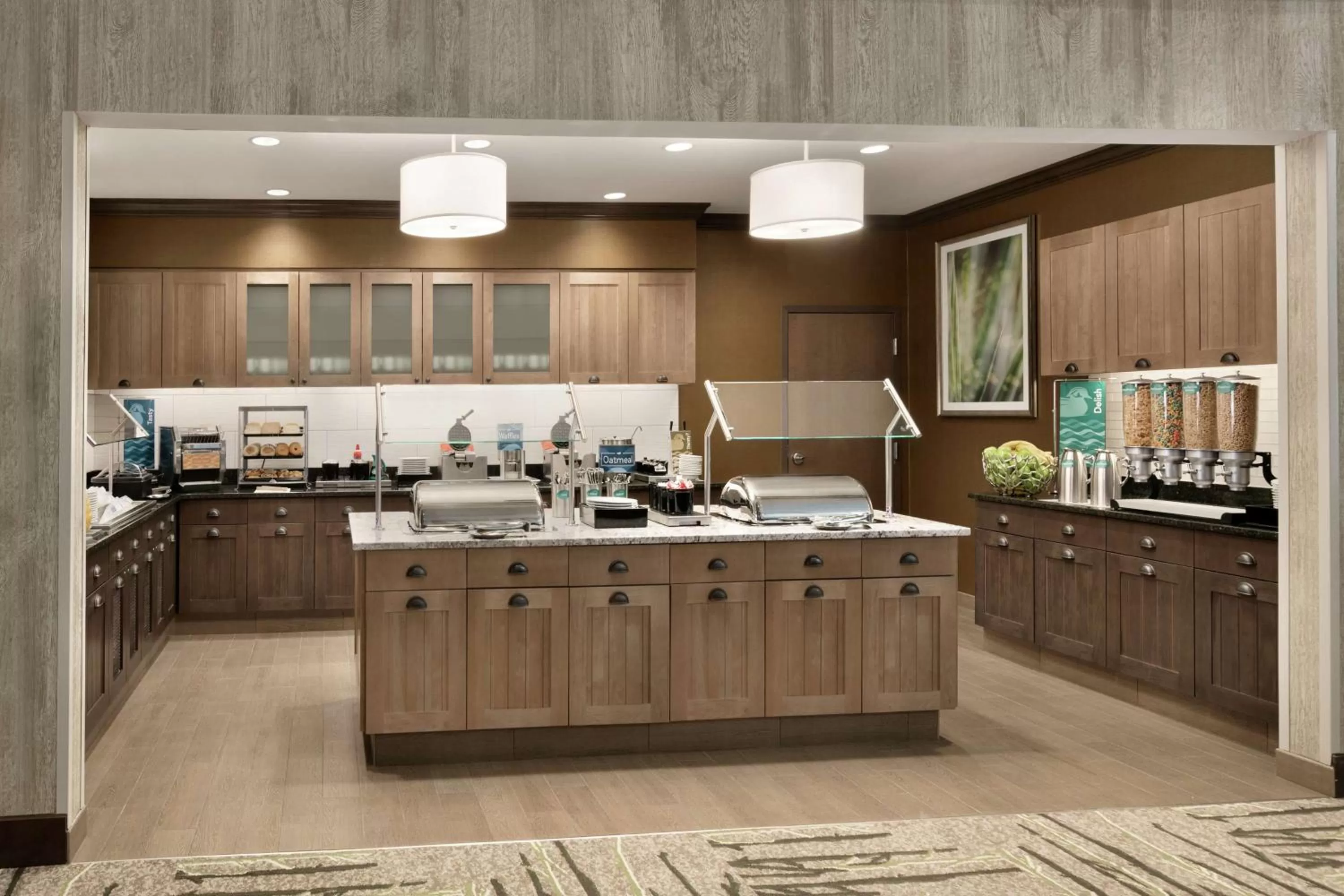 Dining area in Homewood Suites By Hilton Hartford Manchester