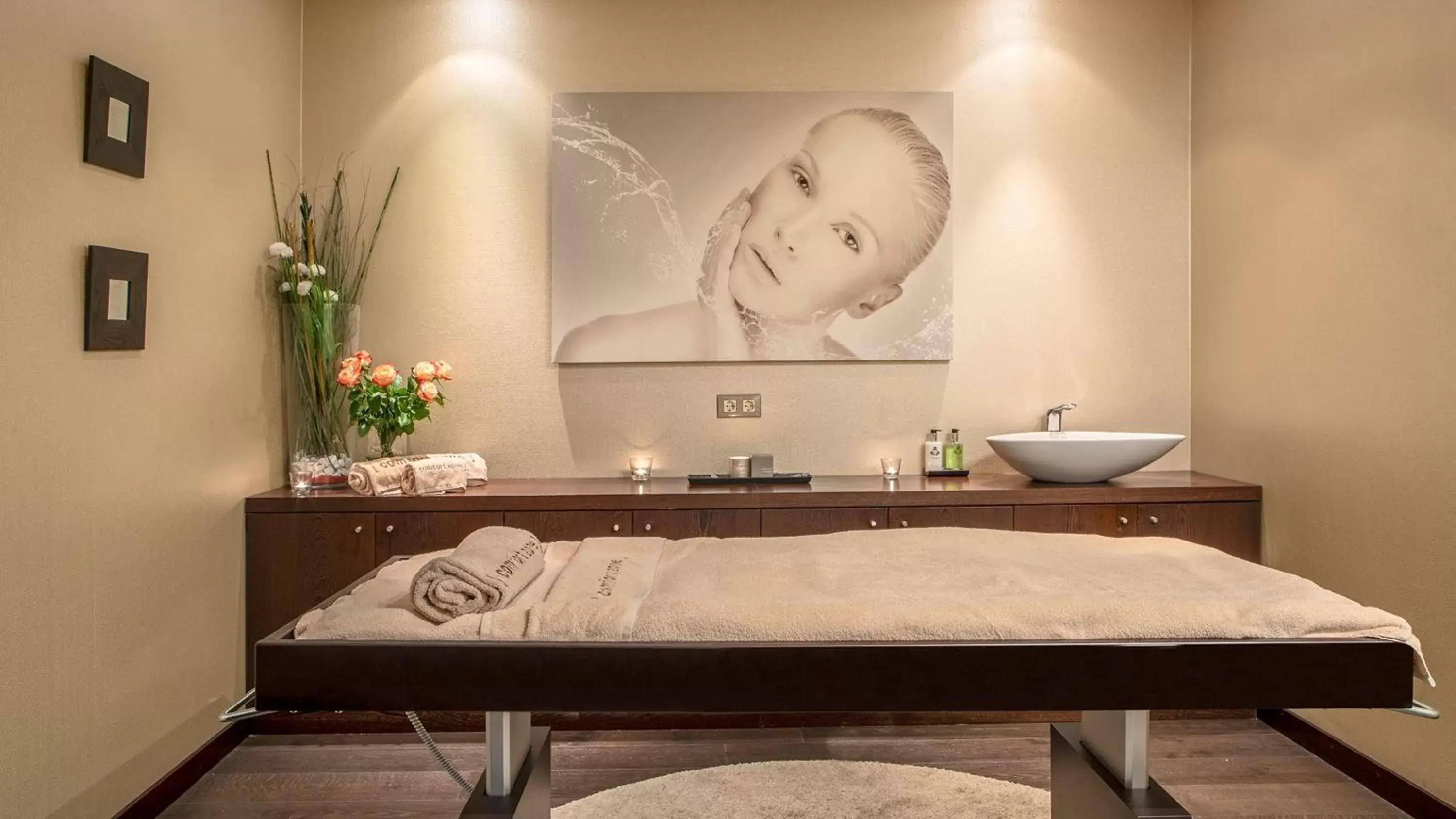 Spa and wellness centre/facilities, Bed in InterContinental Porto - Palacio das Cardosas by IHG Spa and wellness centre/facilities, Bed in InterContinental Porto - Palacio das Cardosas by IHG