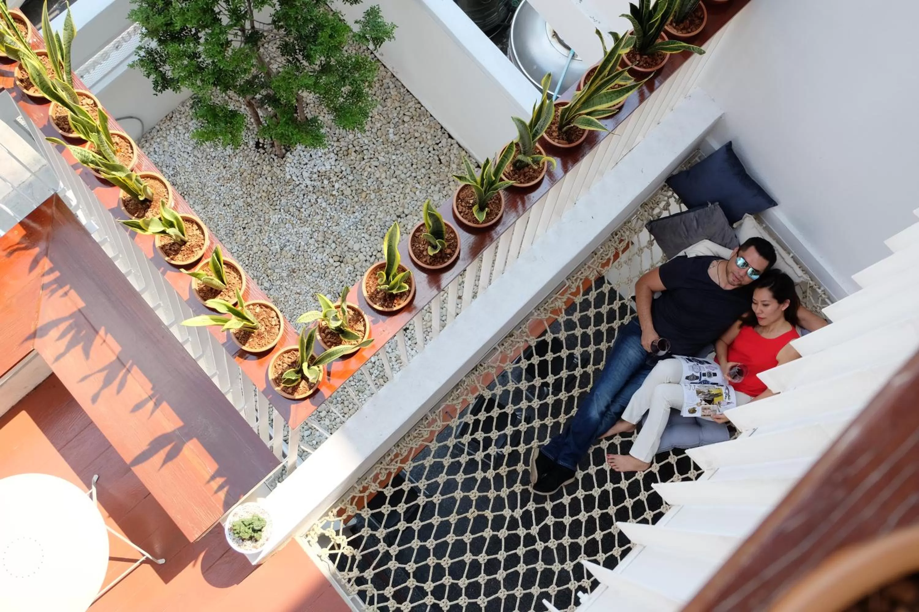 Area and facilities in Haus Sathorn 21 Bed and Breakfast