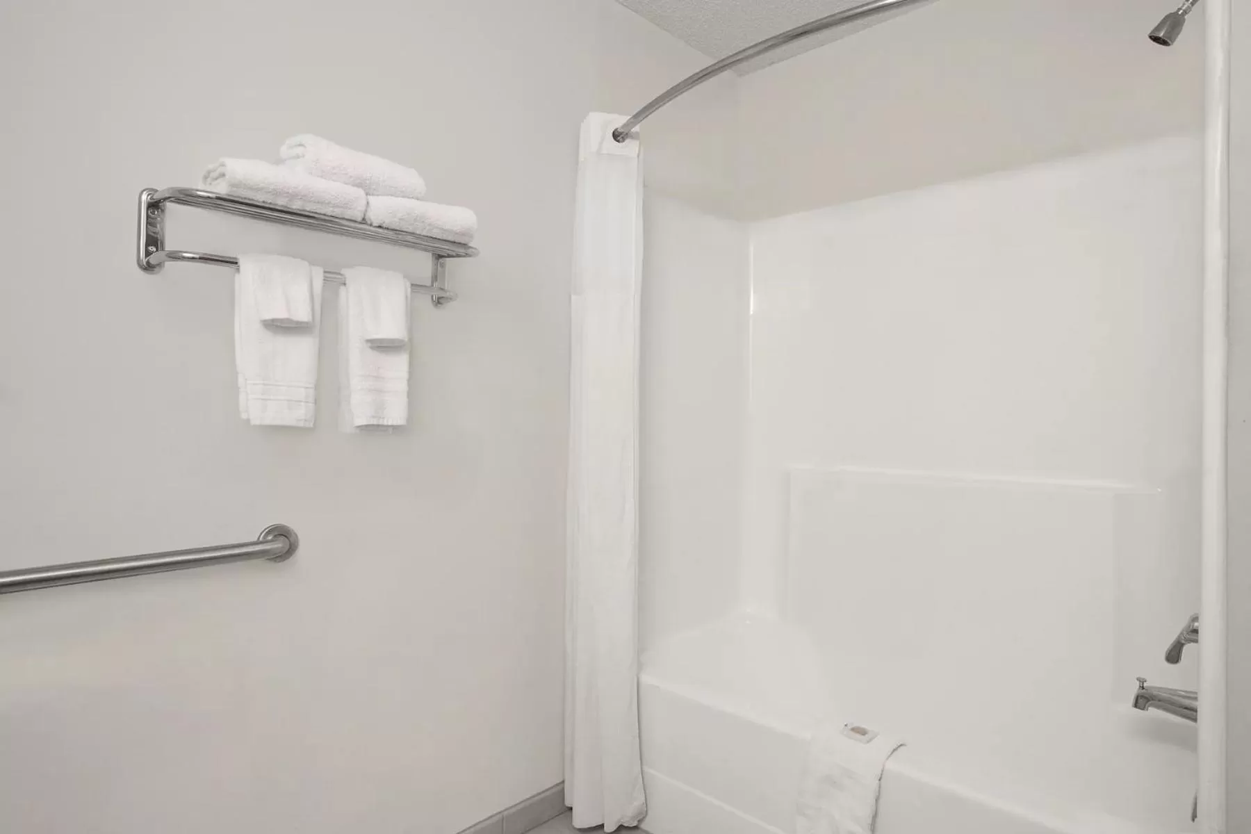 Days Inn by Wyndham Greensboro NC