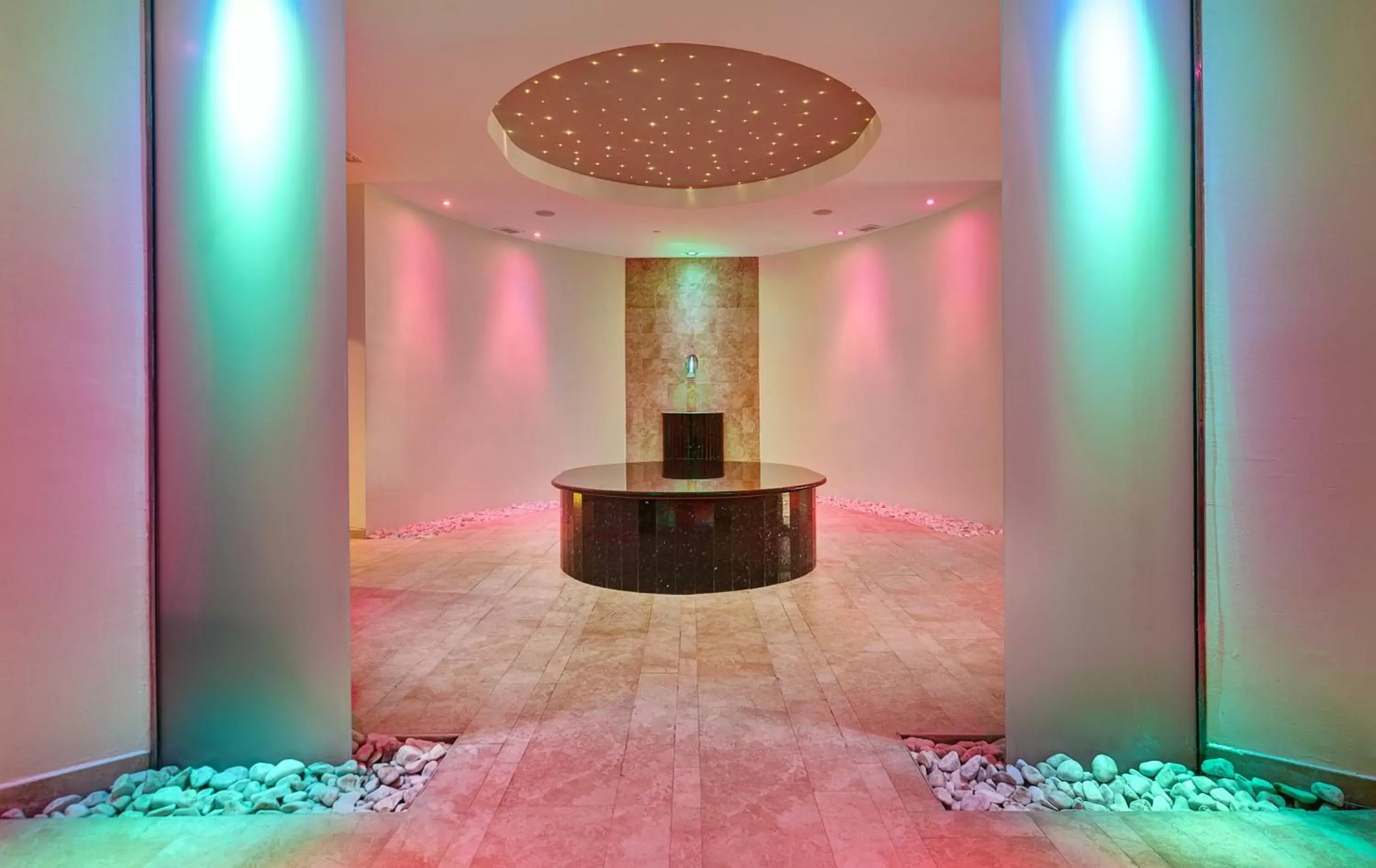 Spa and wellness centre/facilities in Hipotels Hipocampo Palace & Spa