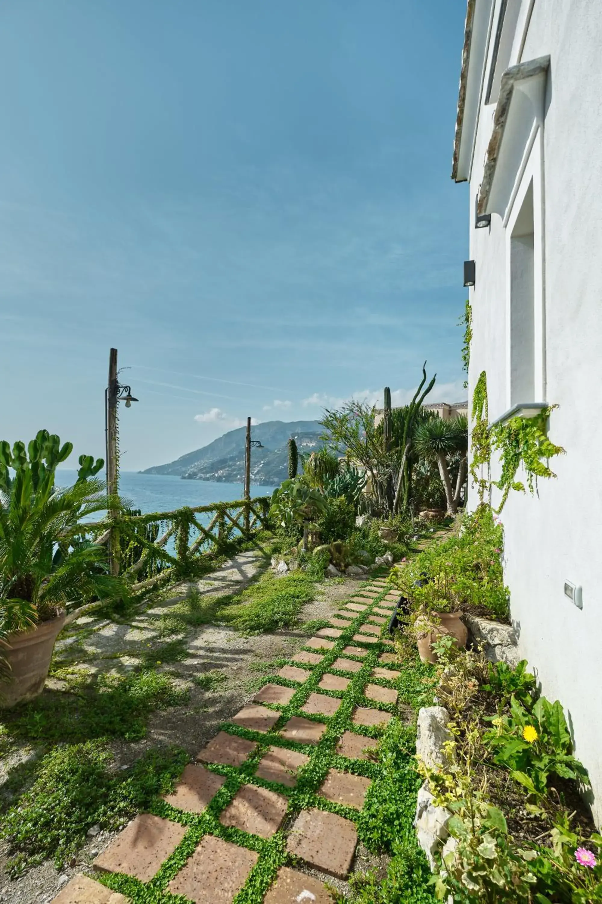 Garden view in Hotel Botanico San Lazzaro Garden view in Hotel Botanico San Lazzaro