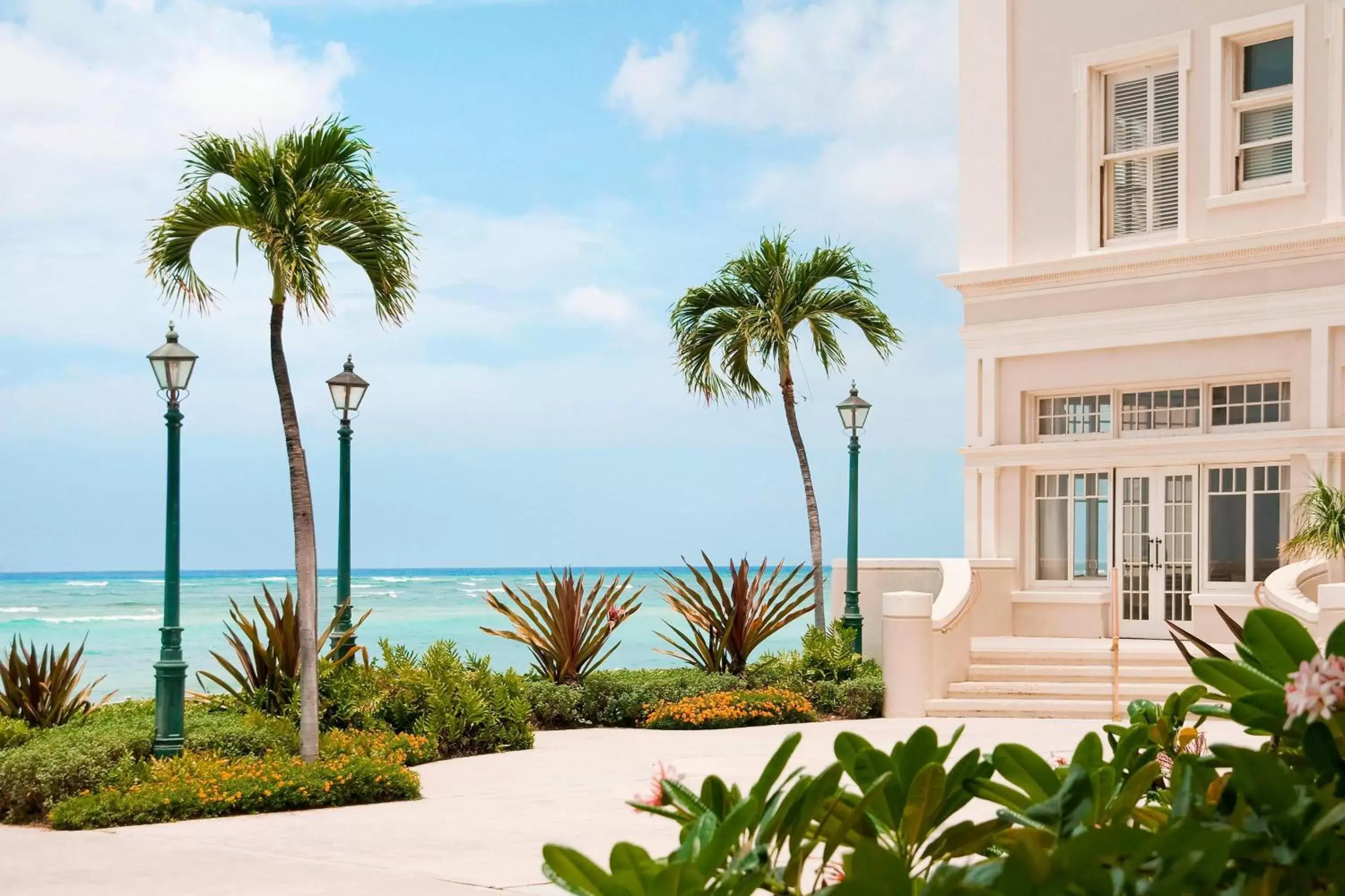 Property building in Moana Surfrider, A Westin Resort & Spa, Waikiki Beach