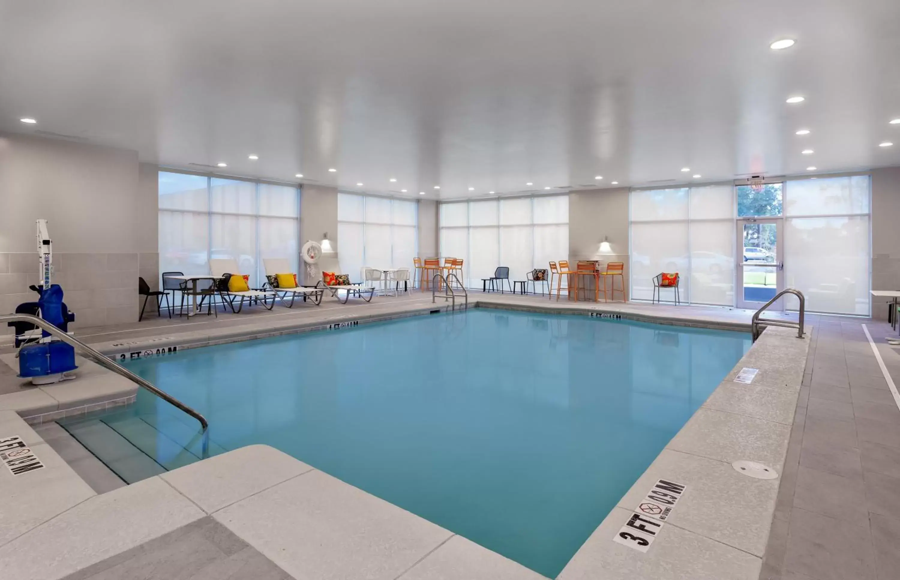 Swimming Pool in Holiday Inn - Tallahassee E Capitol - Univ, an IHG Hotel