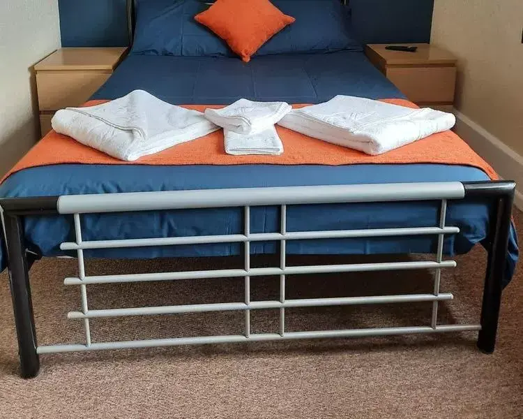 Bed in Mount Stuart Hotel
