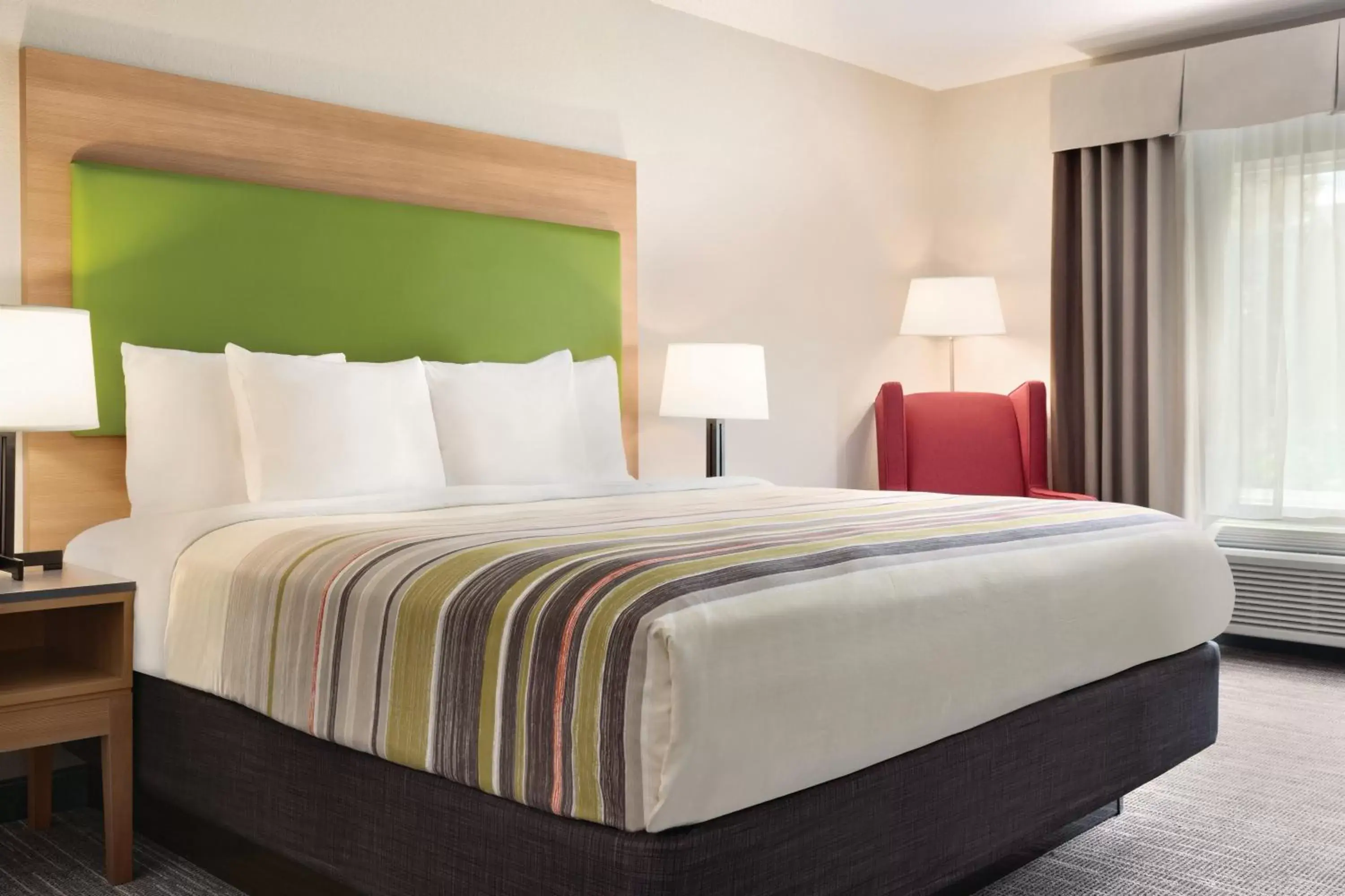 Bed in Country Inn & Suites by Radisson, Greensboro, NC