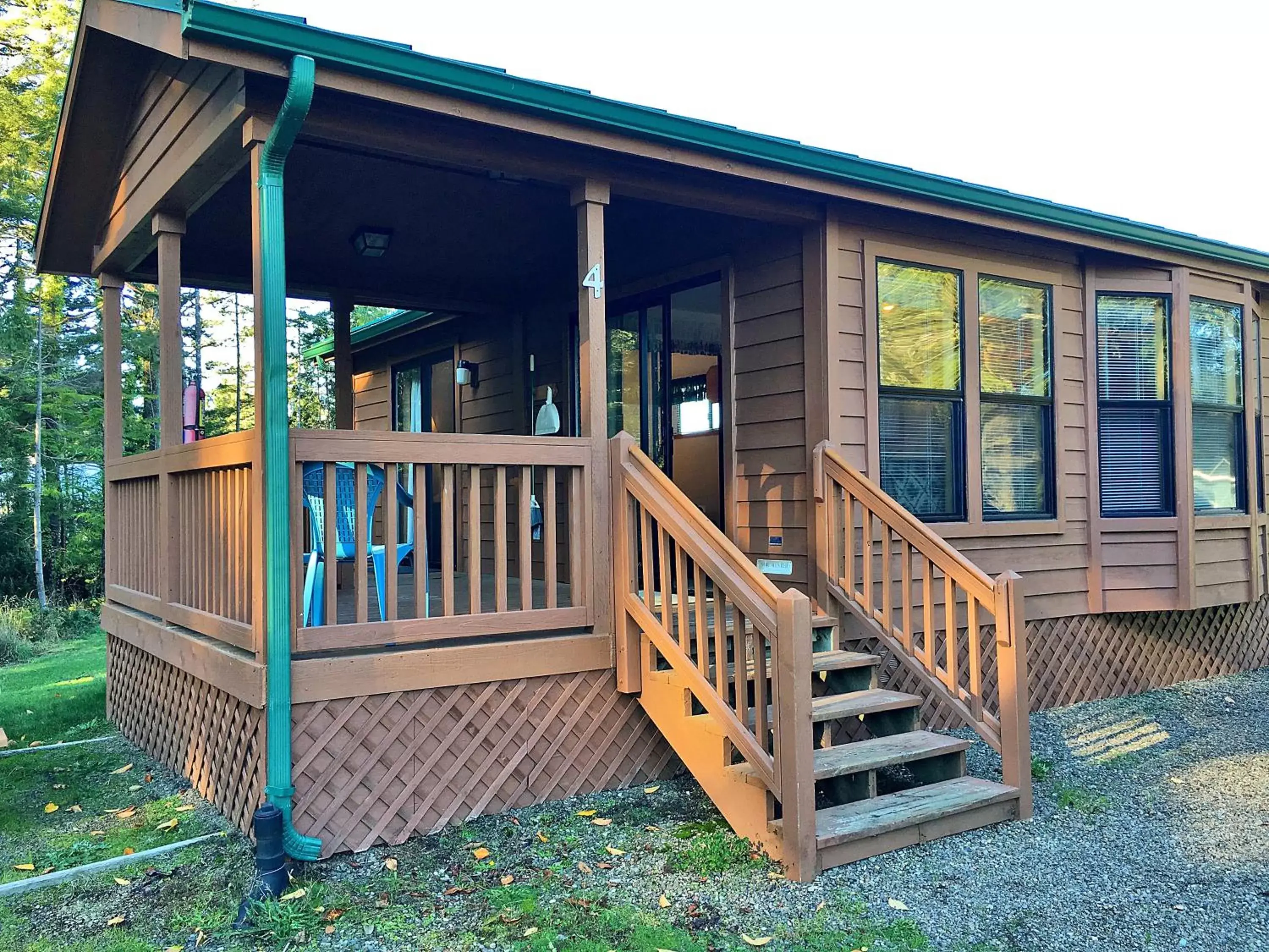 Property Building in Park Motel and Cabins