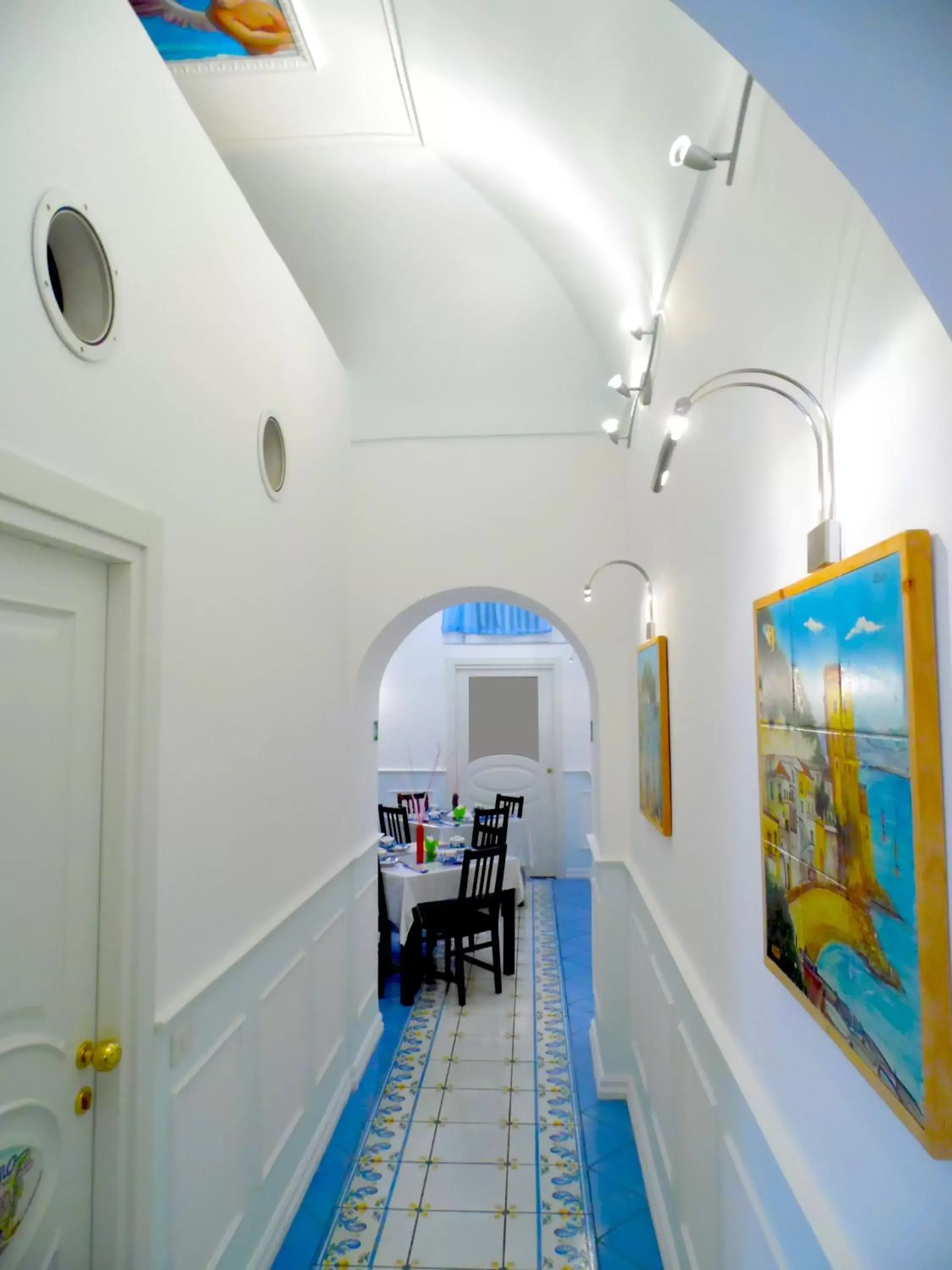 Area and facilities, Lobby/Reception in Dimora Carlo III