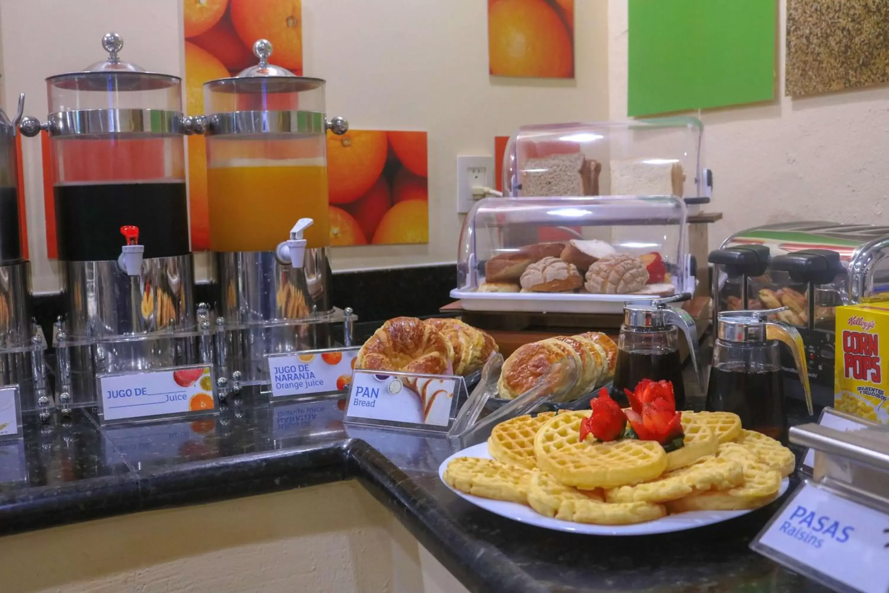 Dining area in Hampton Inn Tampico Zona Dorada